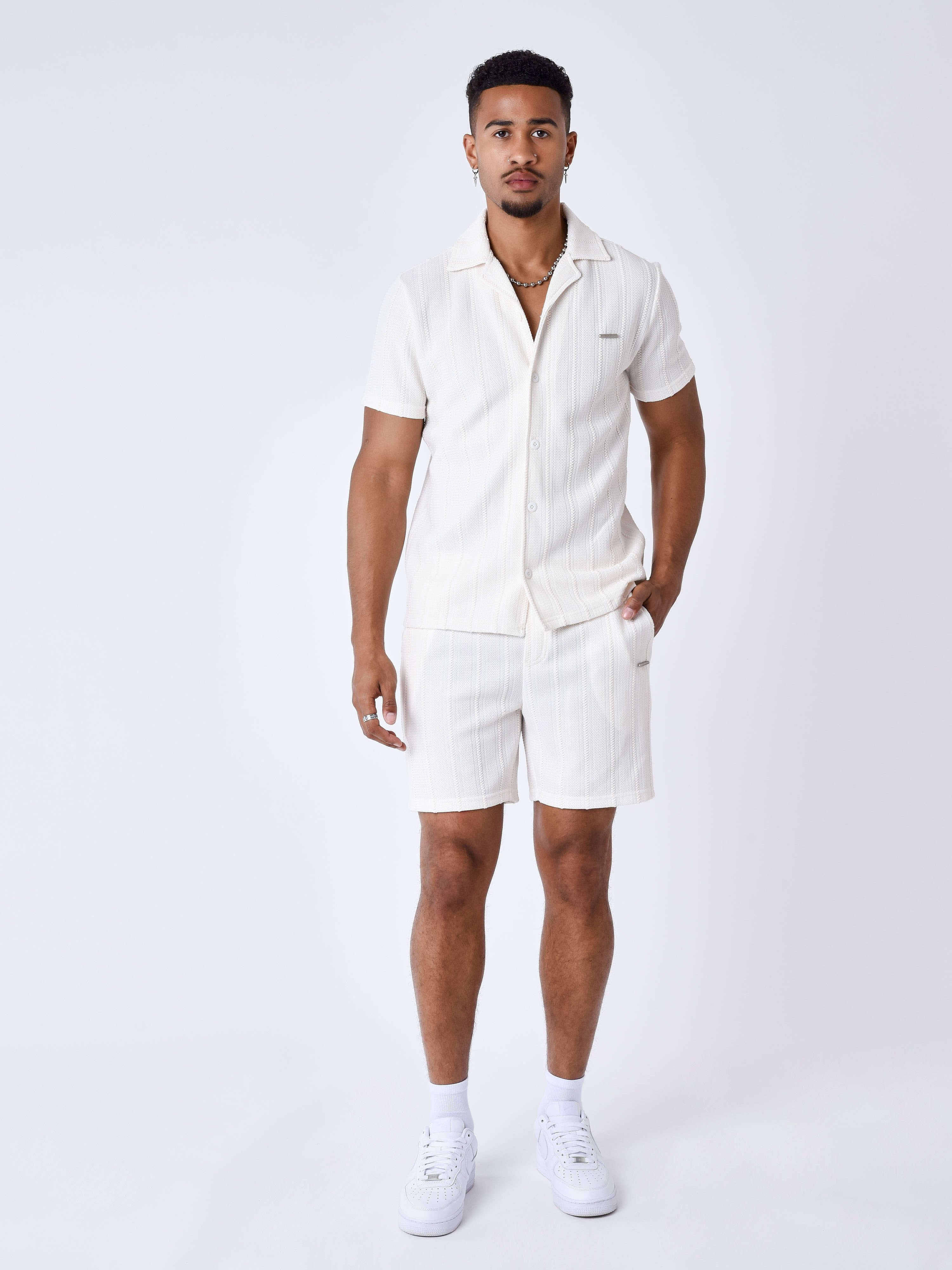 chemise-decontractee-en-maille-blanc-casse