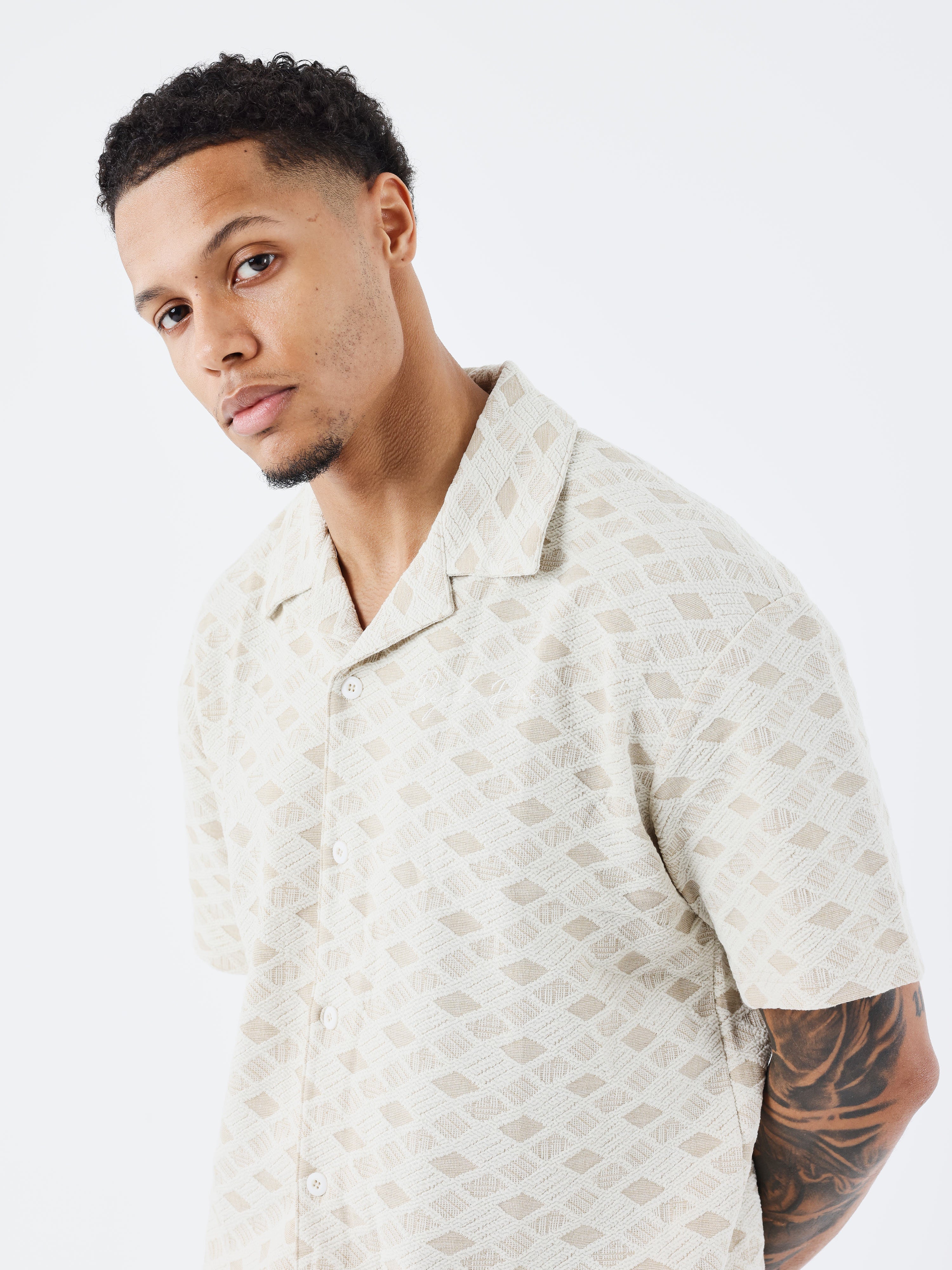 chemise-decontractee-texturee-craie