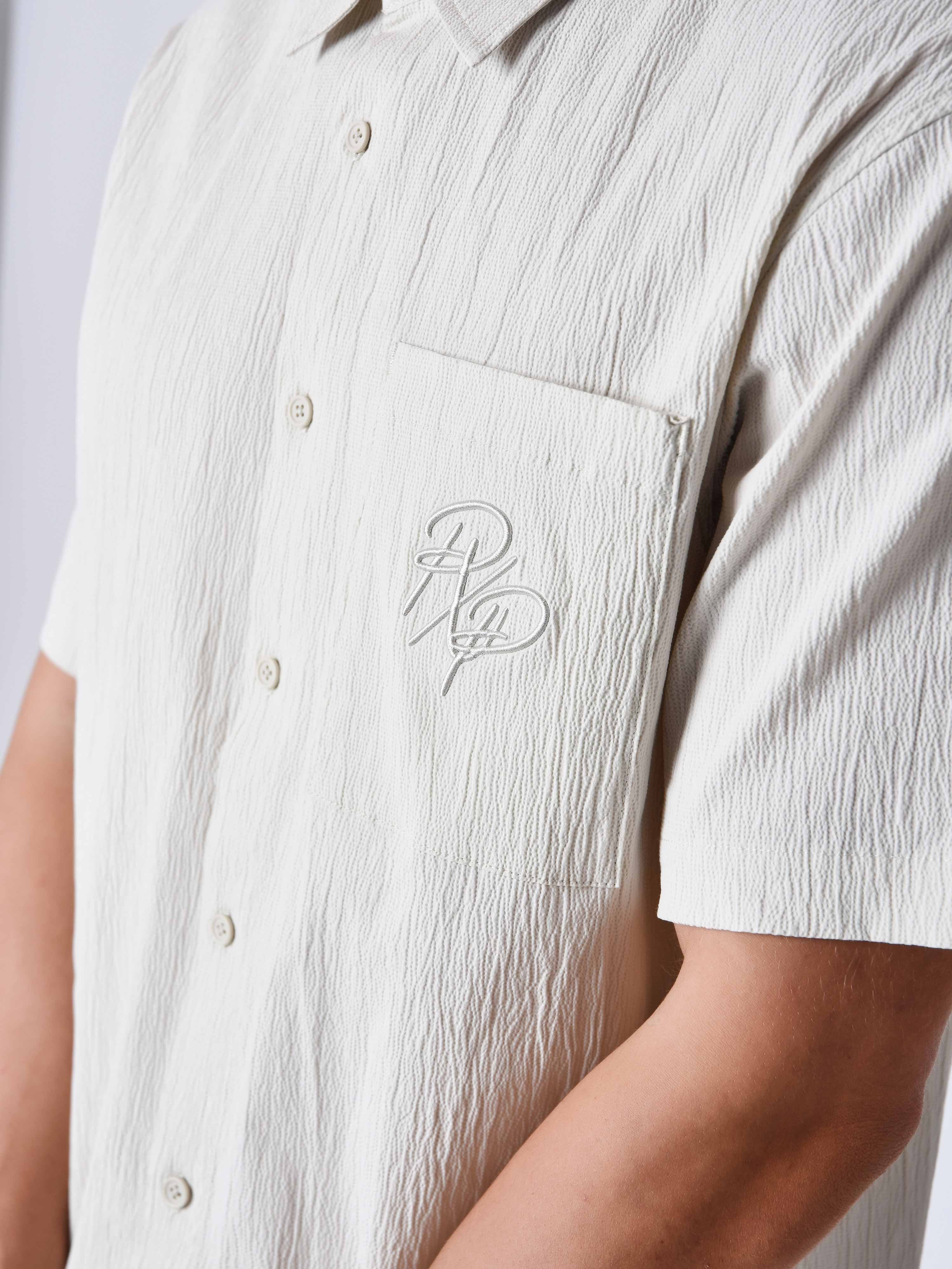 chemise-effet-froisse-a-poches-beige