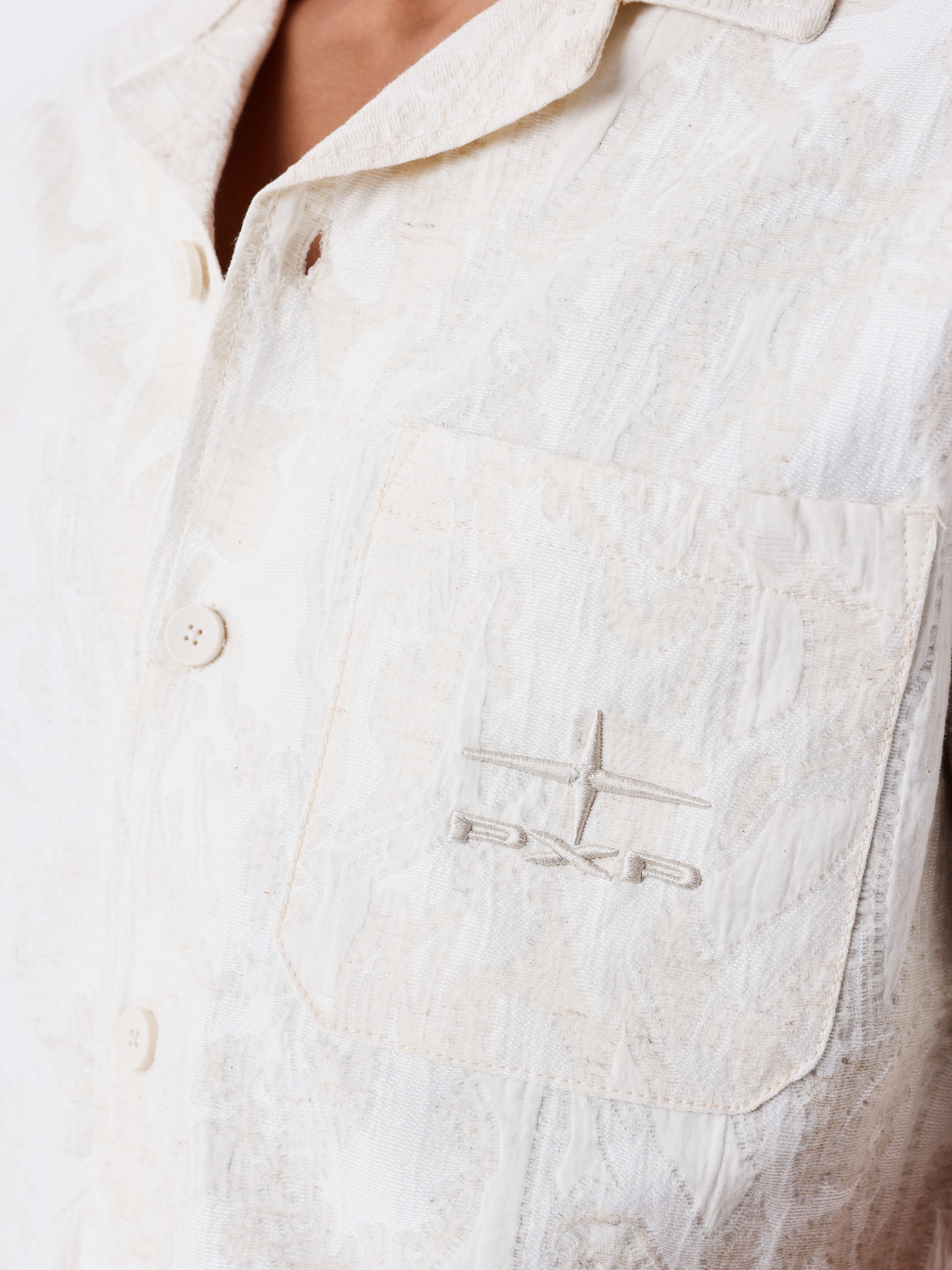 chemise-motif-floral-beige