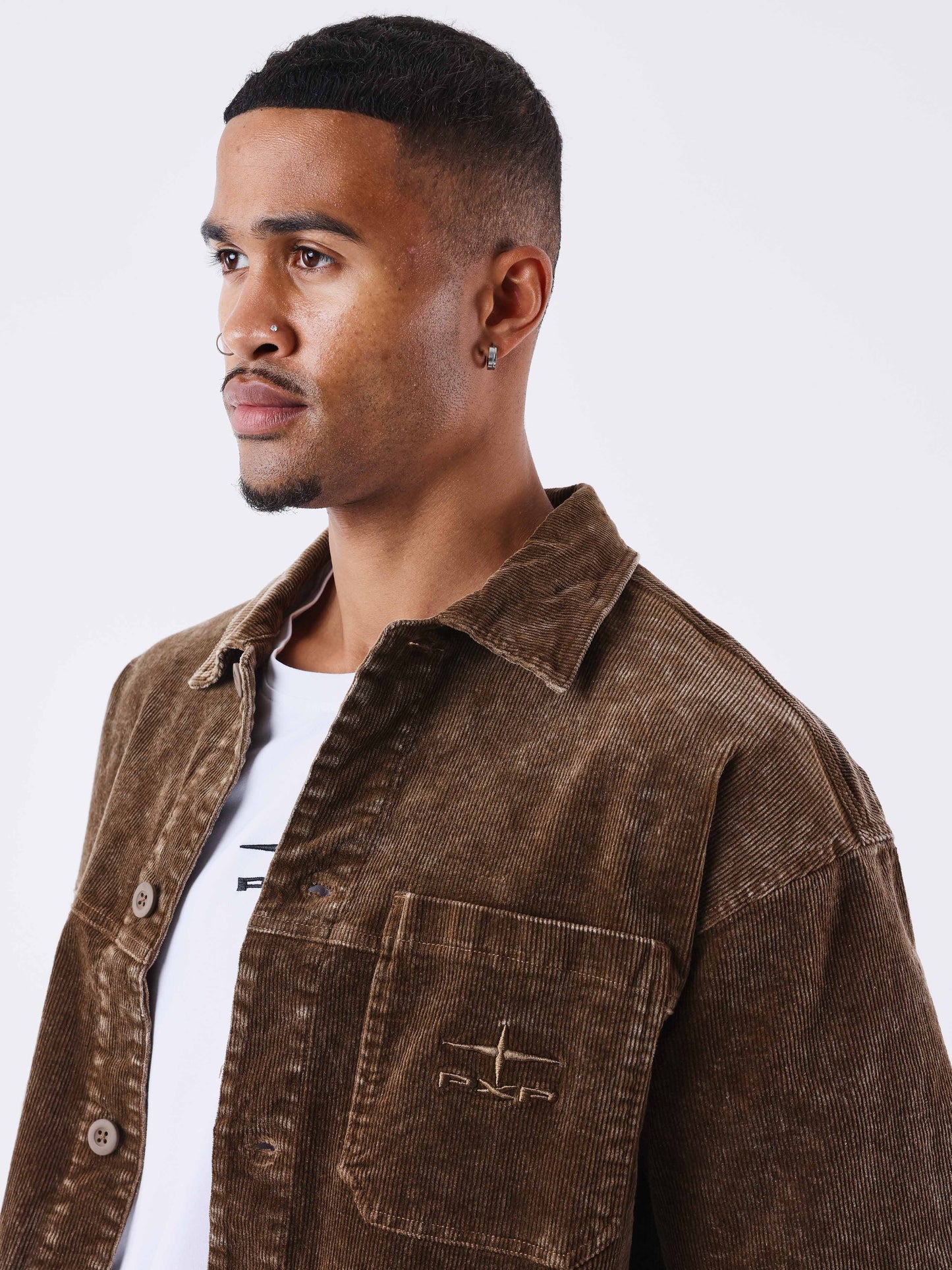 chemise-velours-cotele-taupe