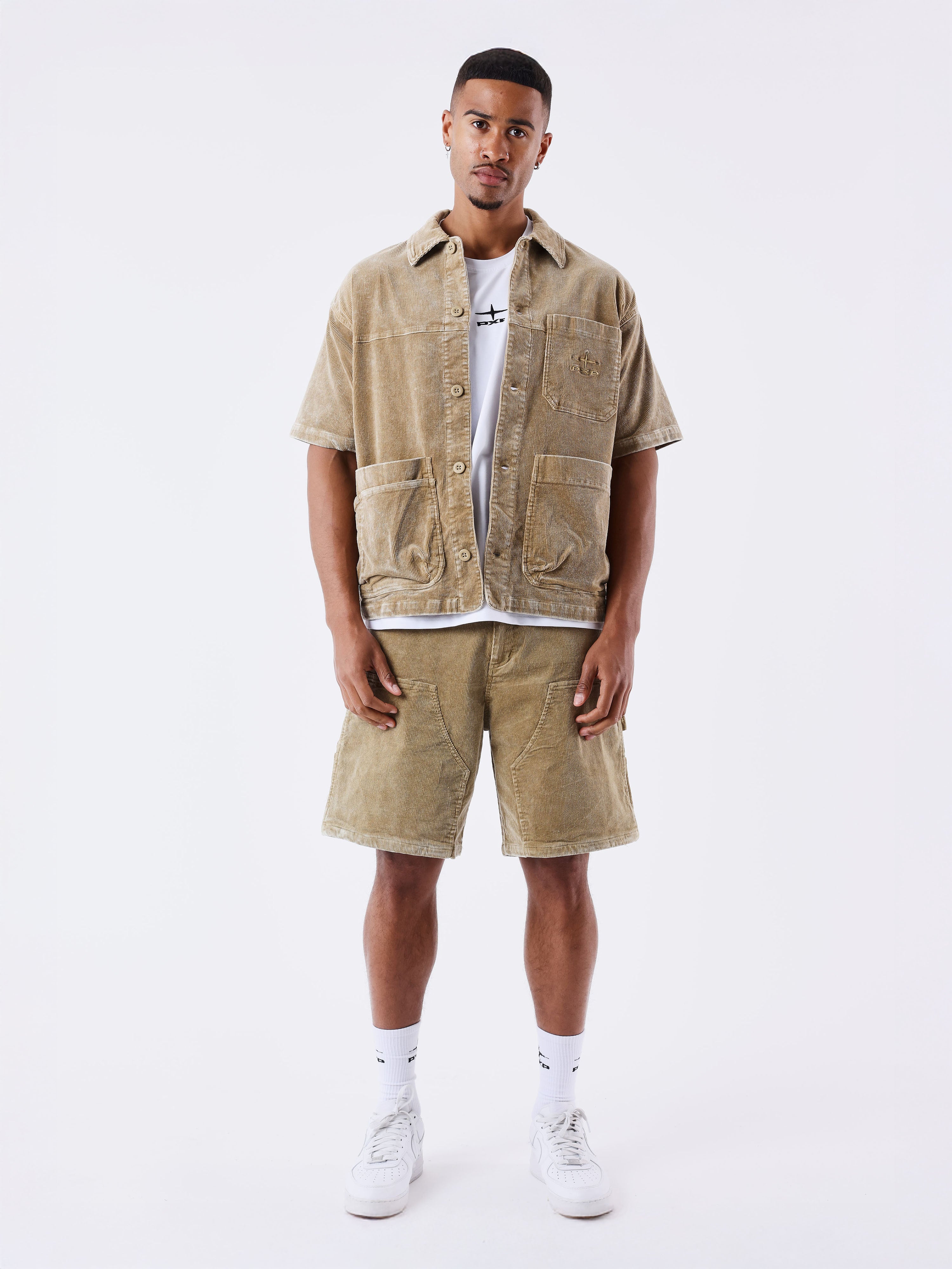 chemise-velours-cotele-beige