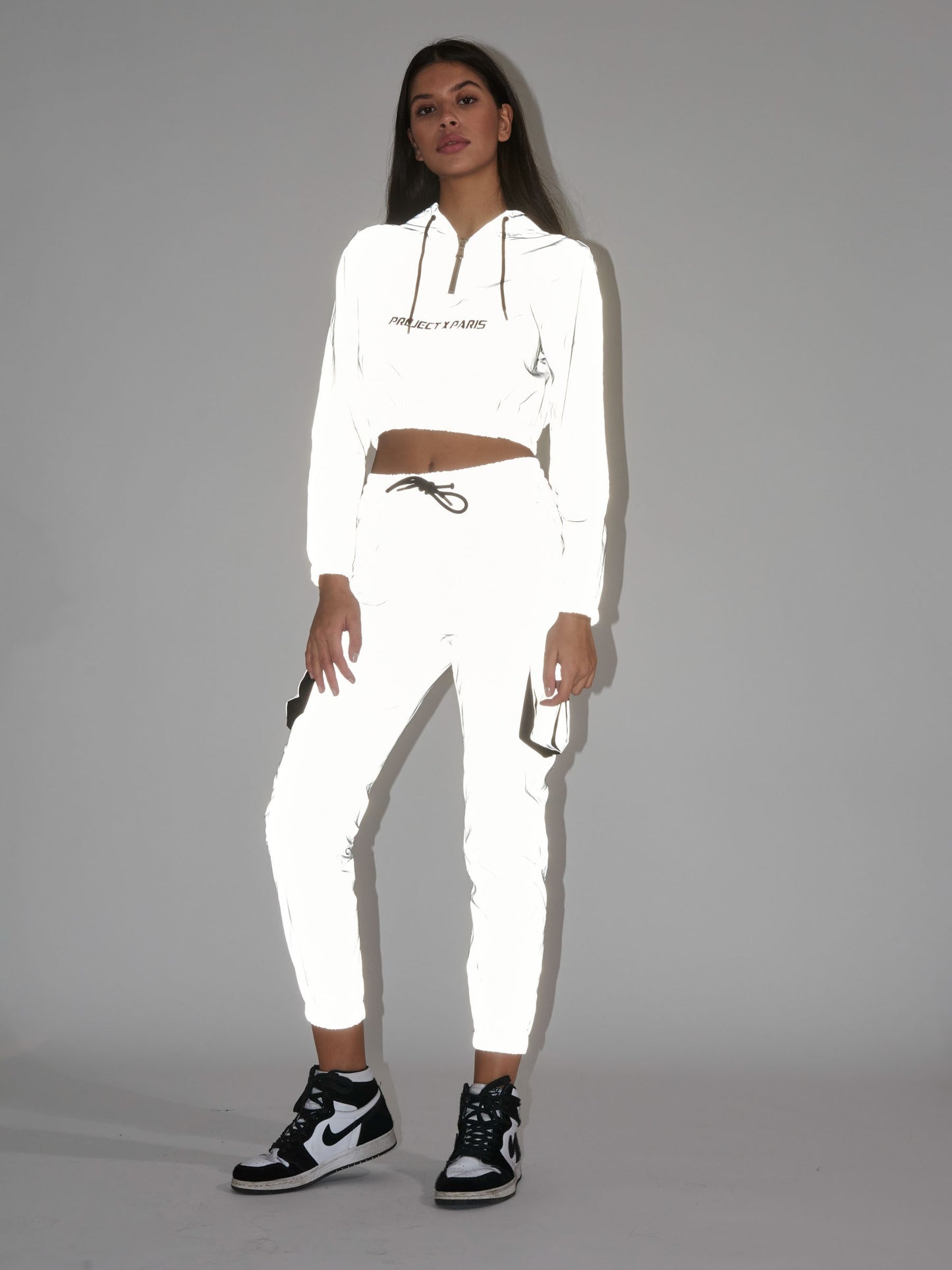 coupe-vent-court-logo-f192029-reflechissant-modelshot
