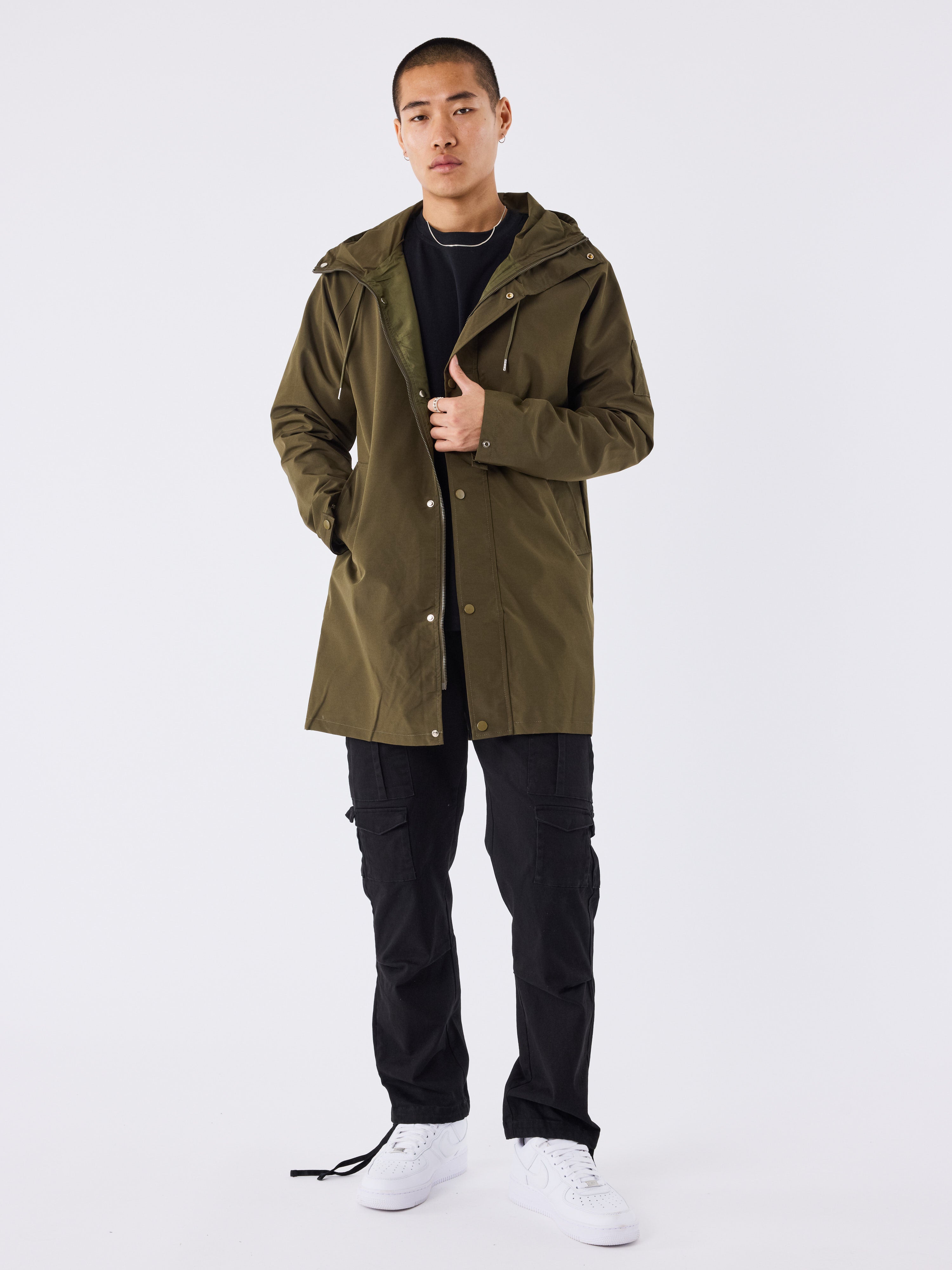 coupe-vent-long-olive-fonce