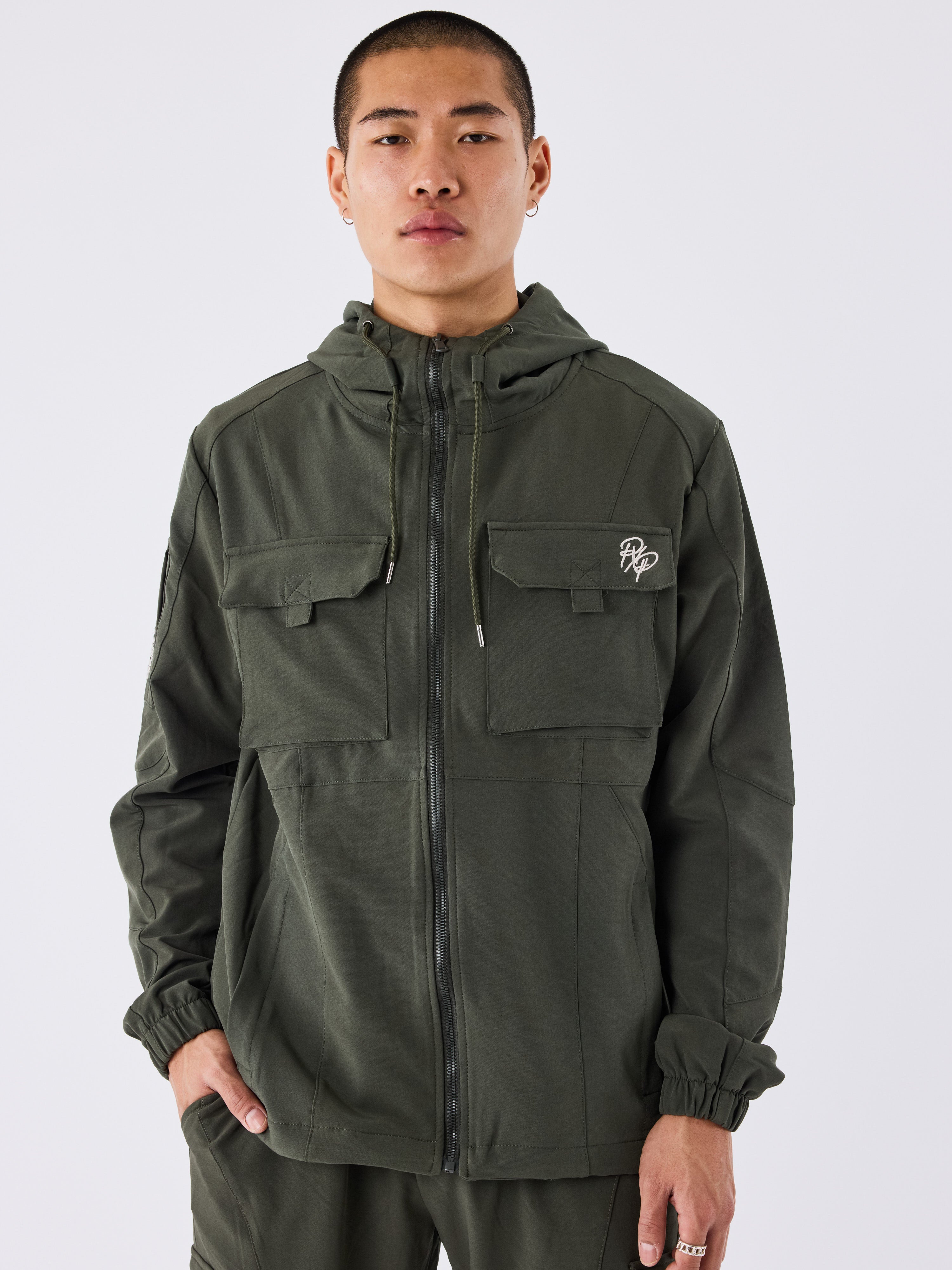 coupe-vent-technique-olive-fonce