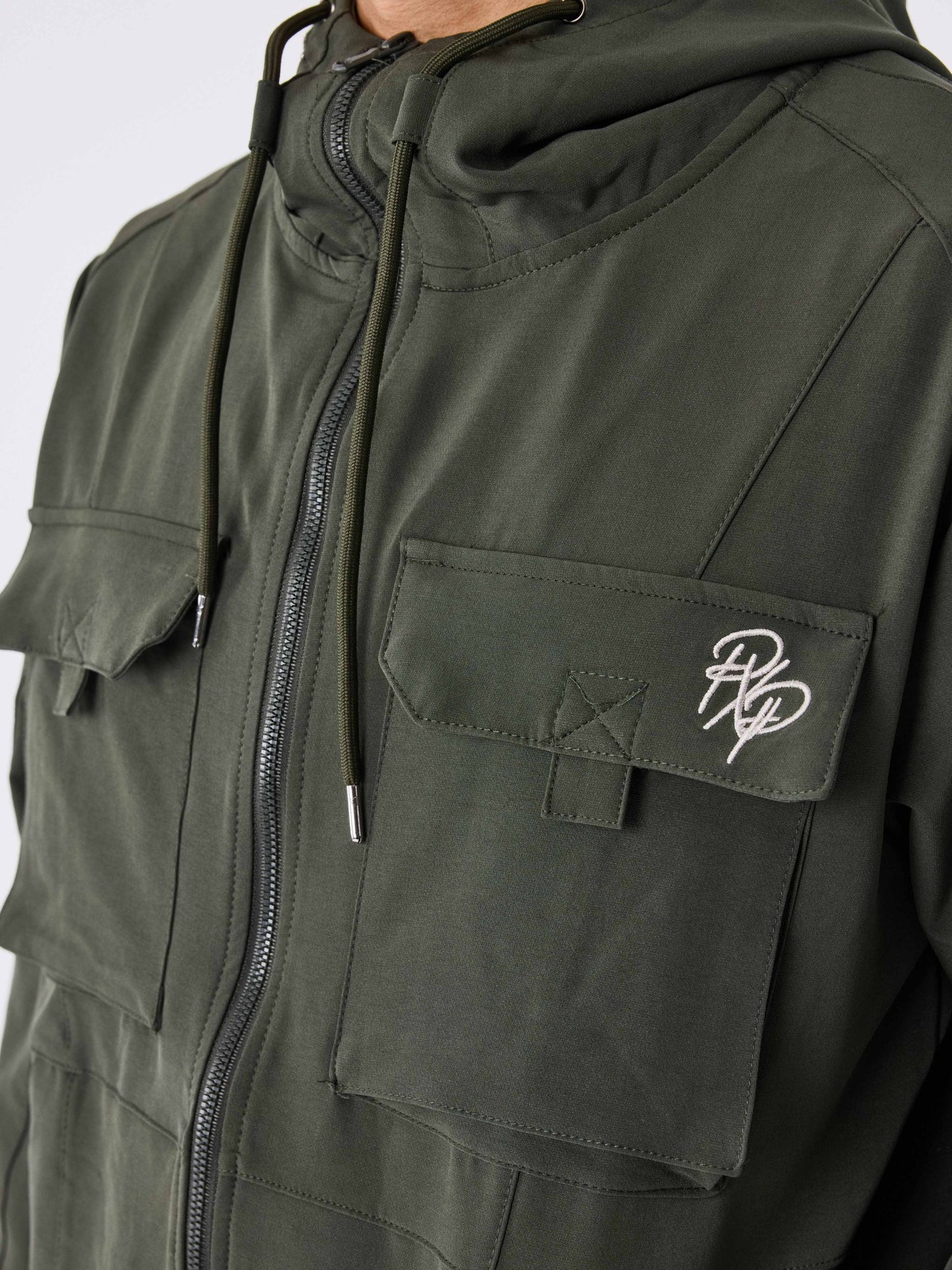 coupe-vent-technique-olive-fonce