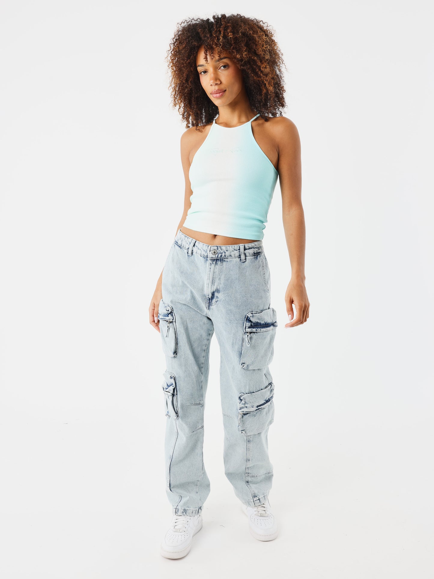 crop-top-degrade-vert-d-eau-modelshot