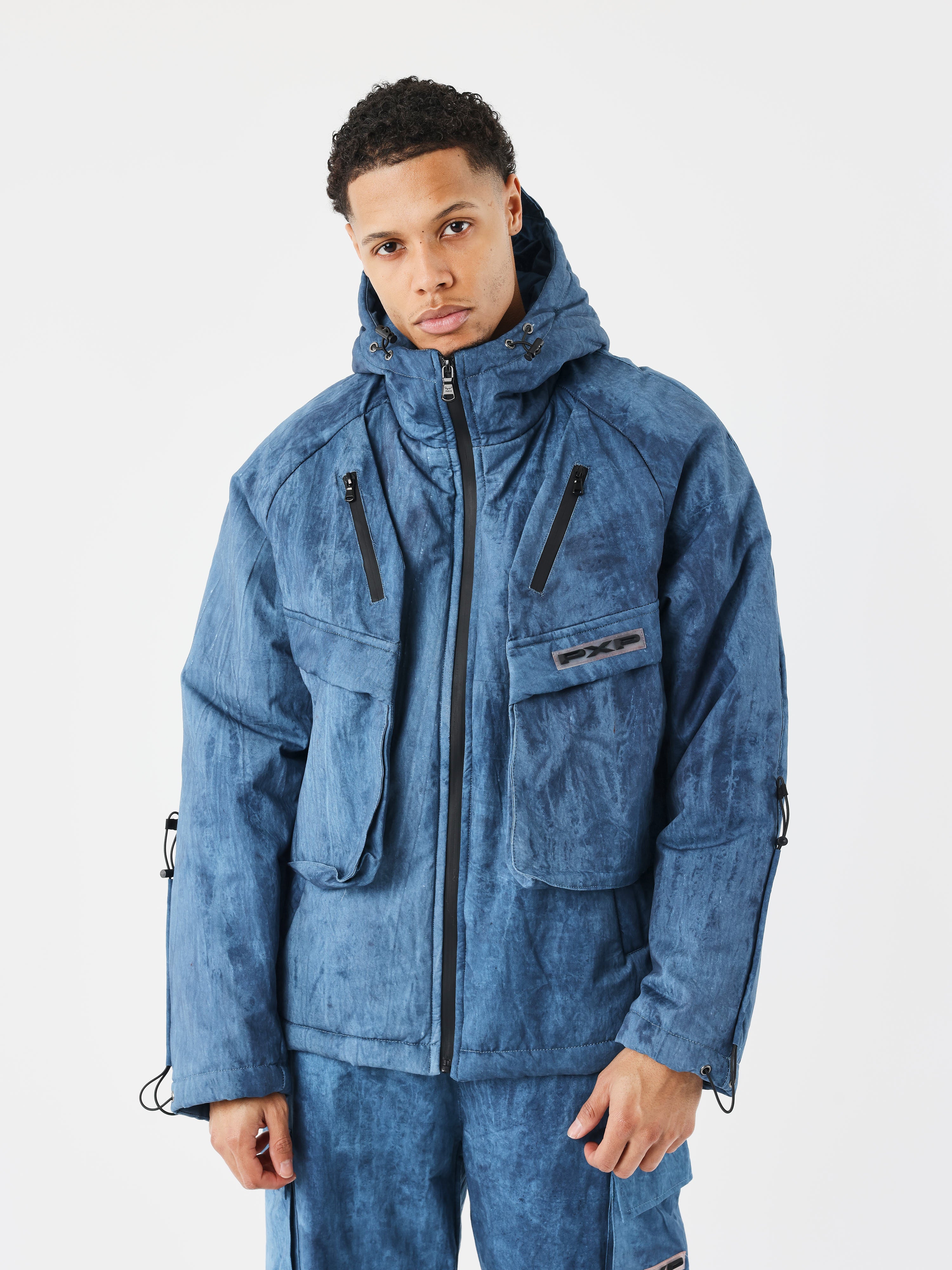 Jaqueta acolchoada em material técnico-1