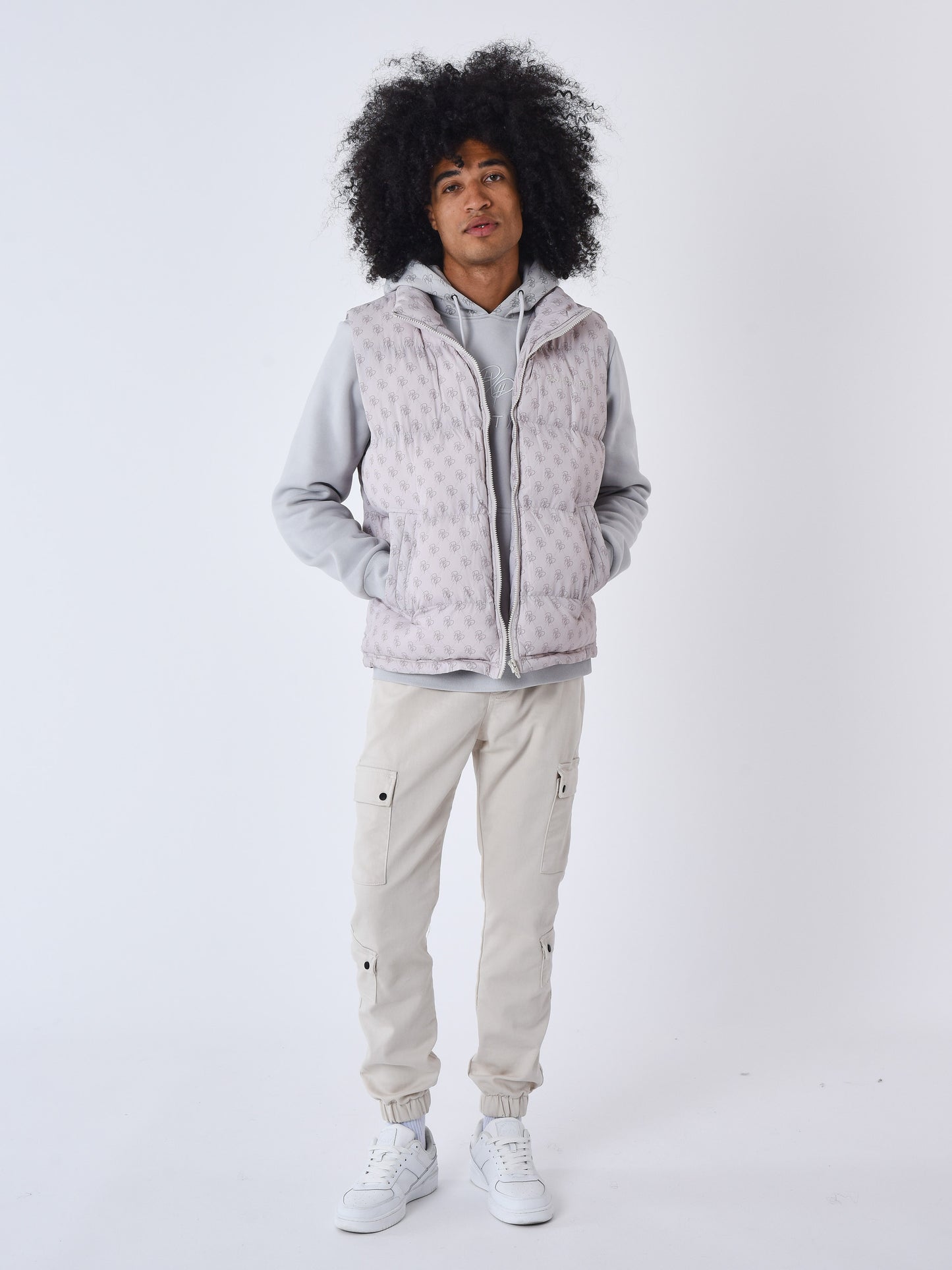 doudoune-sans-manches-all-over-monogramme-greige
