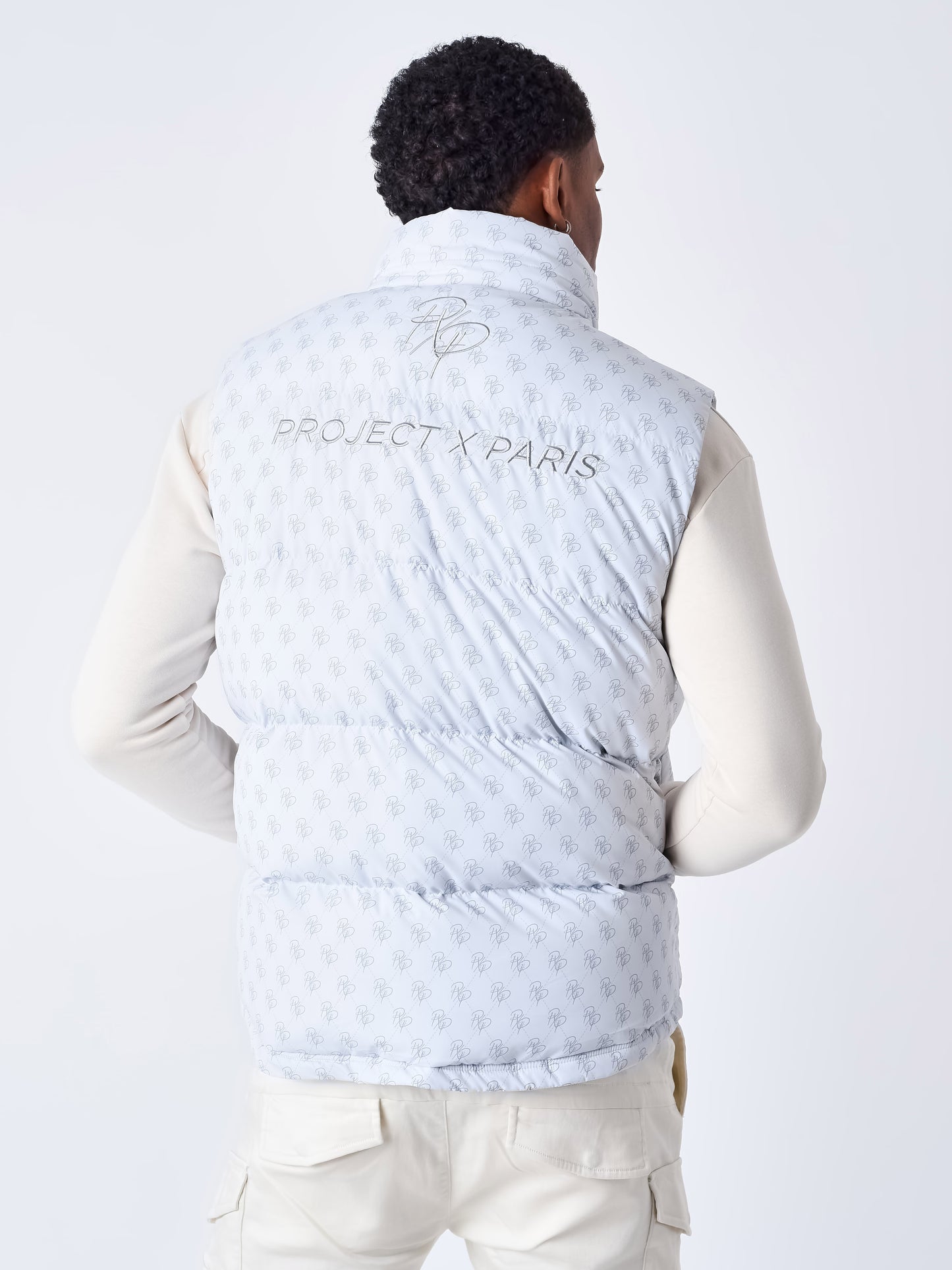 doudoune-sans-manches-all-over-monogramme-light-stone