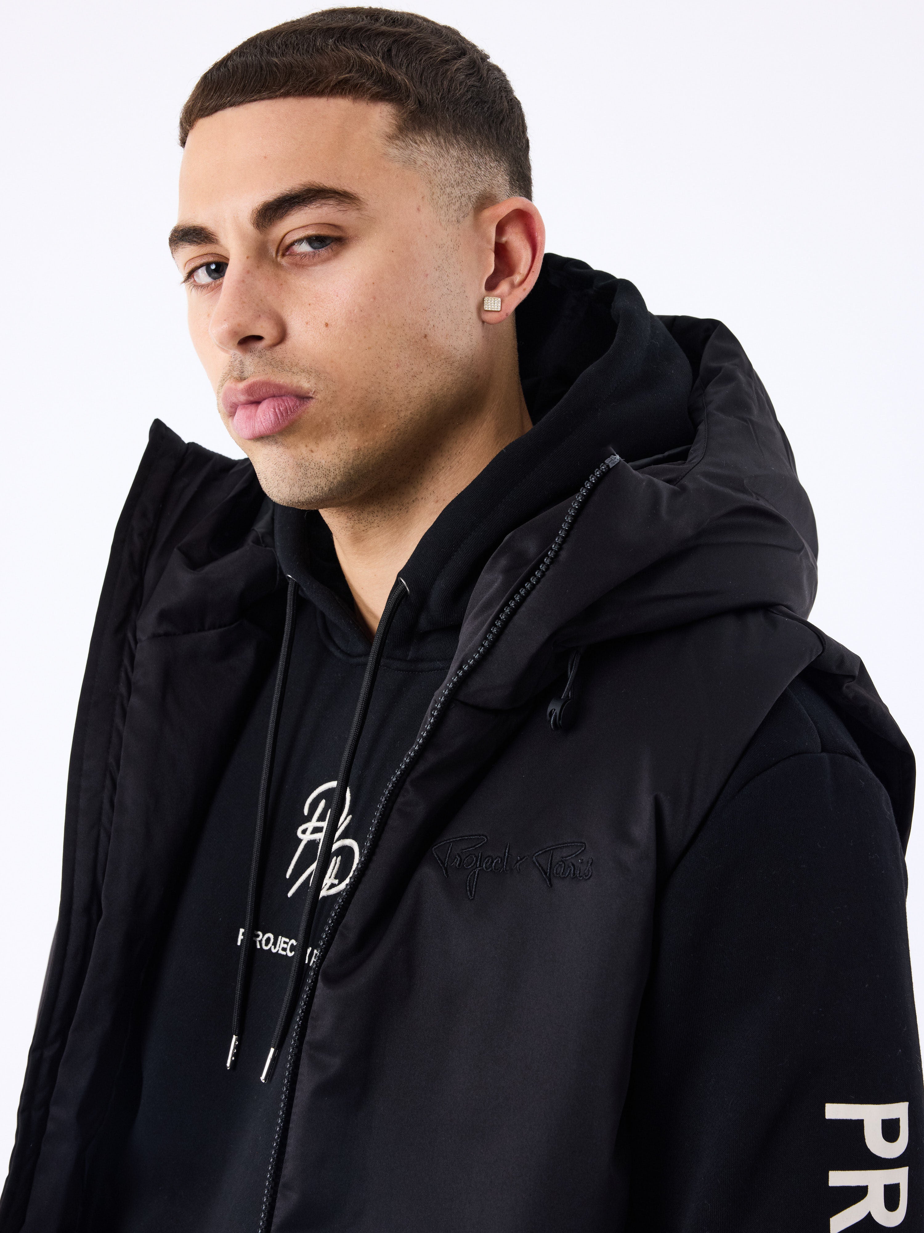 doudoune-sans-manches-oversize-noir