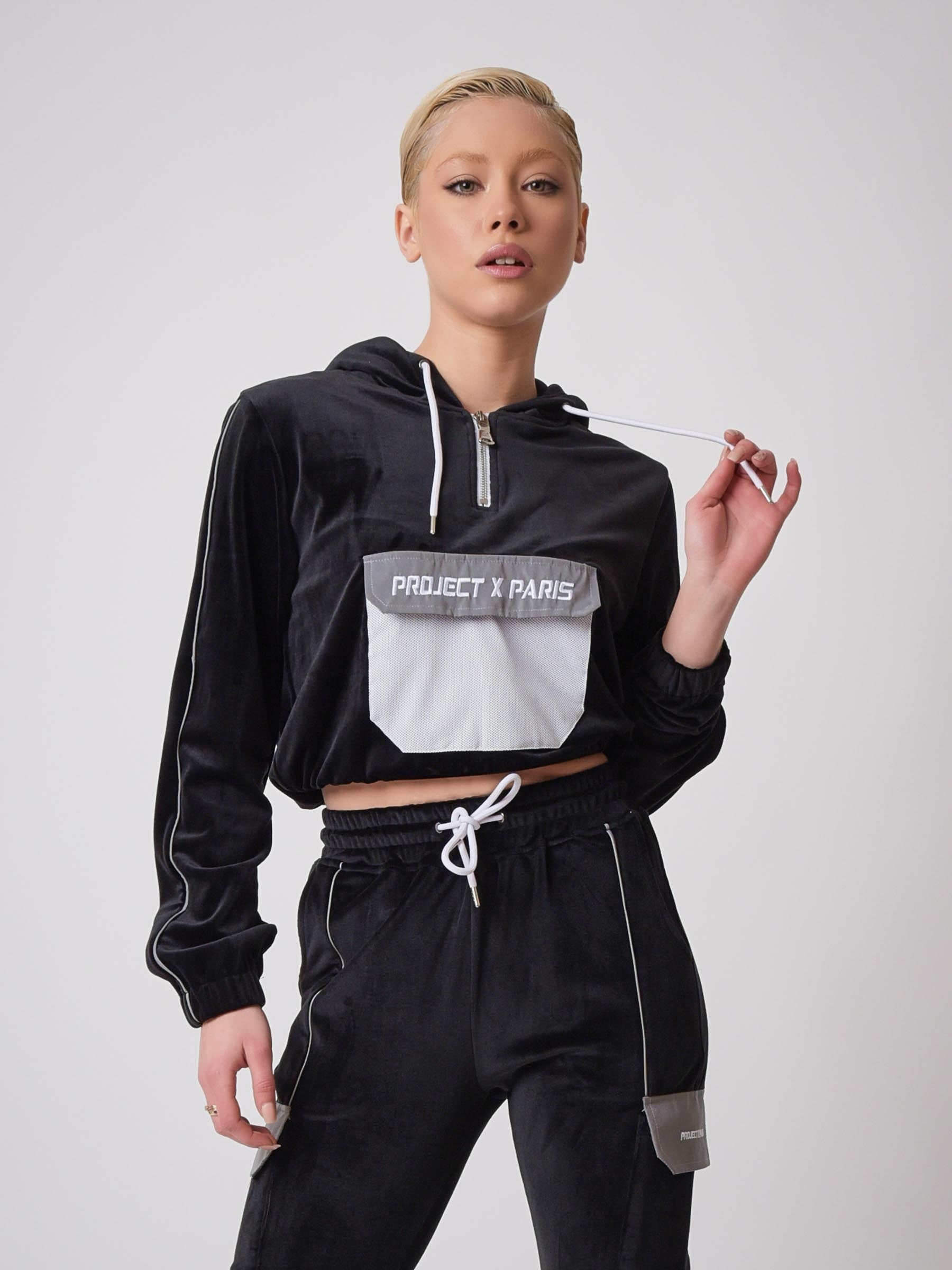 f202085-noir