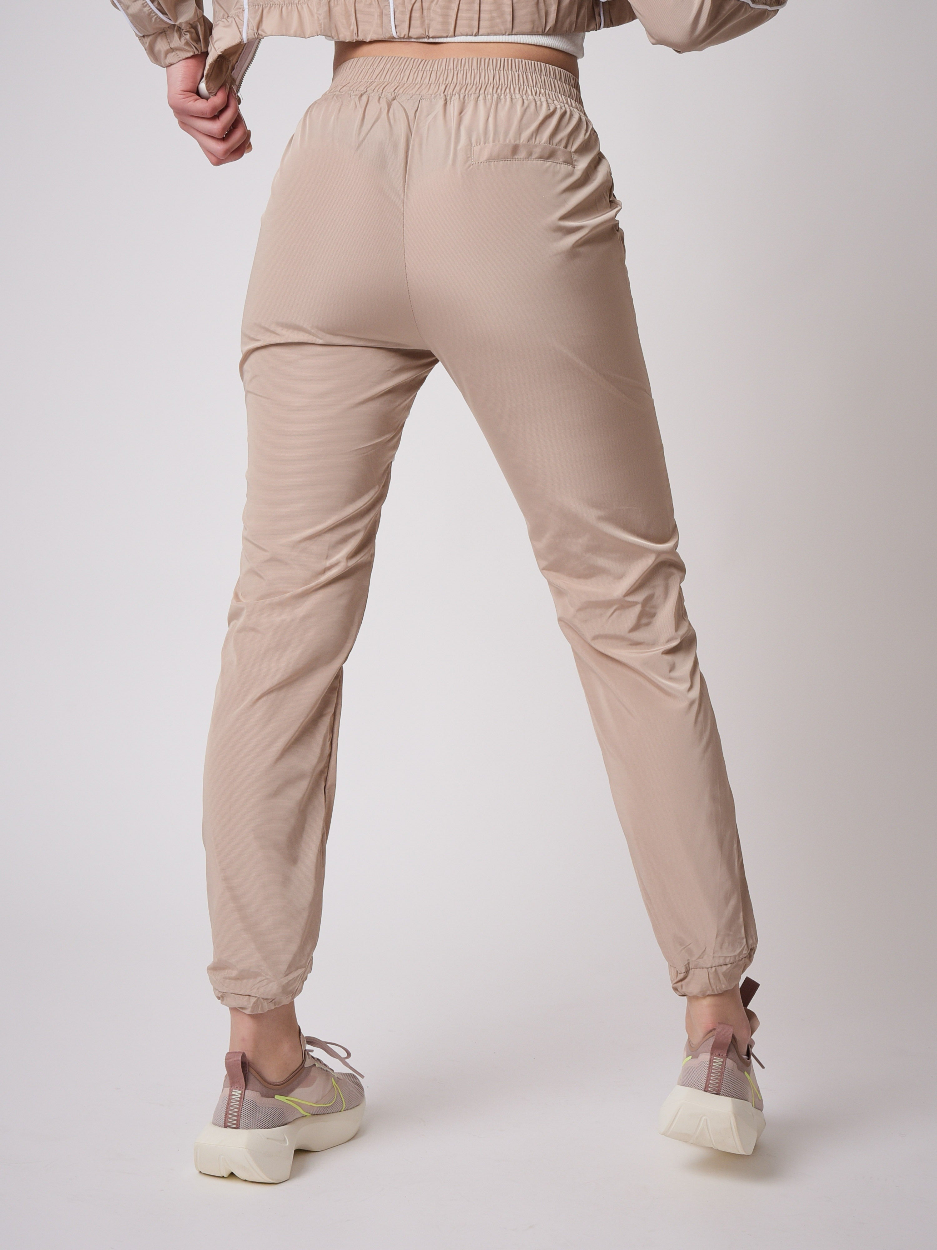 Pantaloni da jogging basic con piping-5