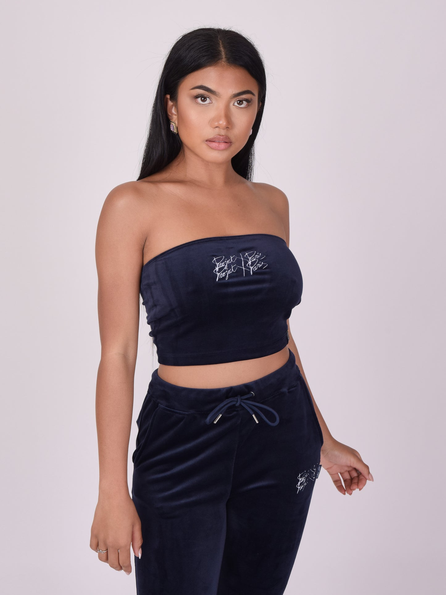 f211089-bleu-modelshot