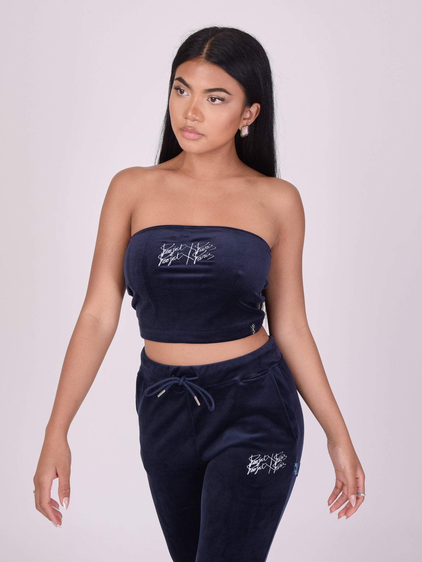 f211089-bleu-modelshot