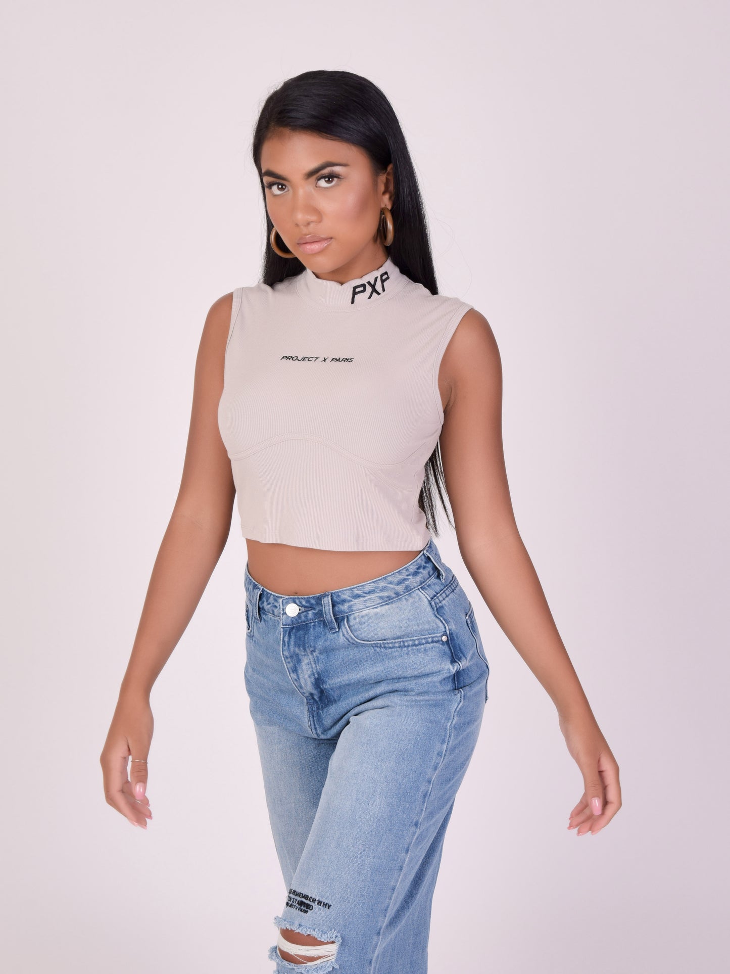 f211091-beige-modelshot
