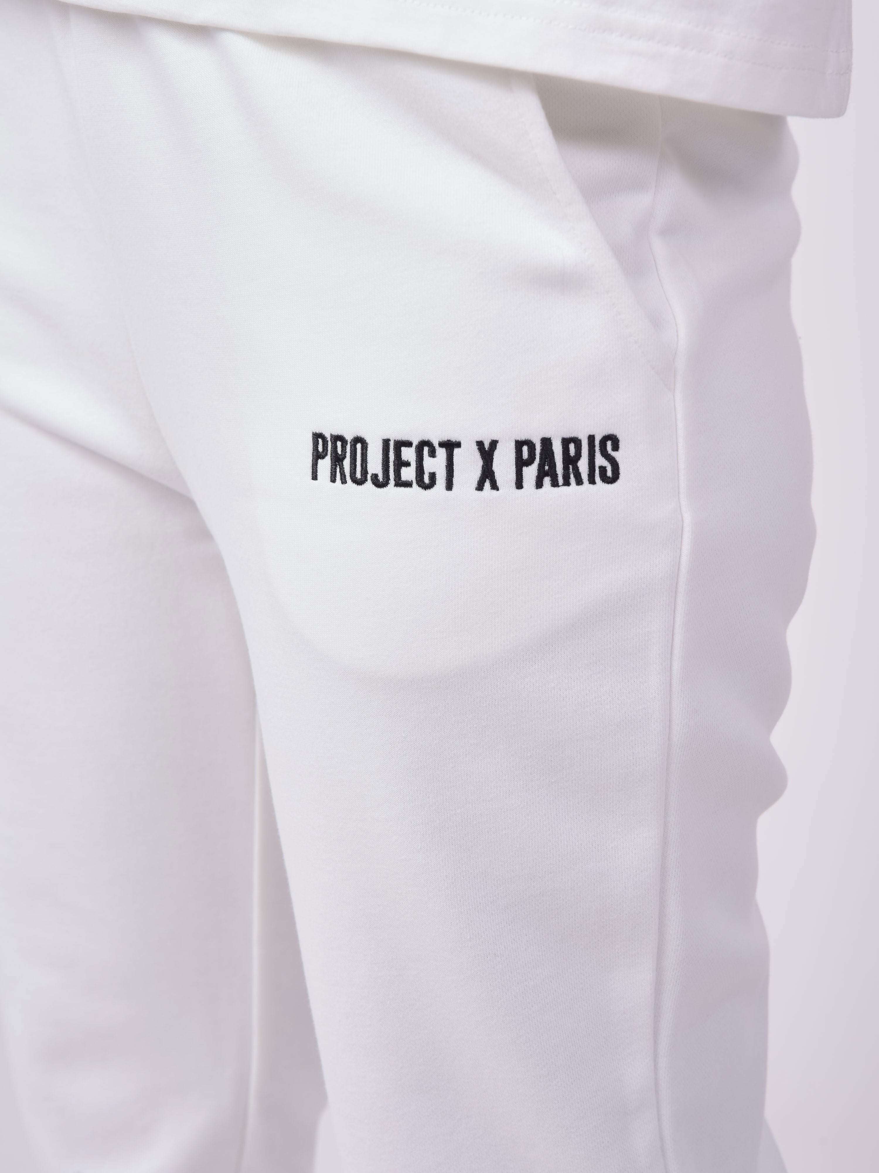 f214102-blanc-detailshot