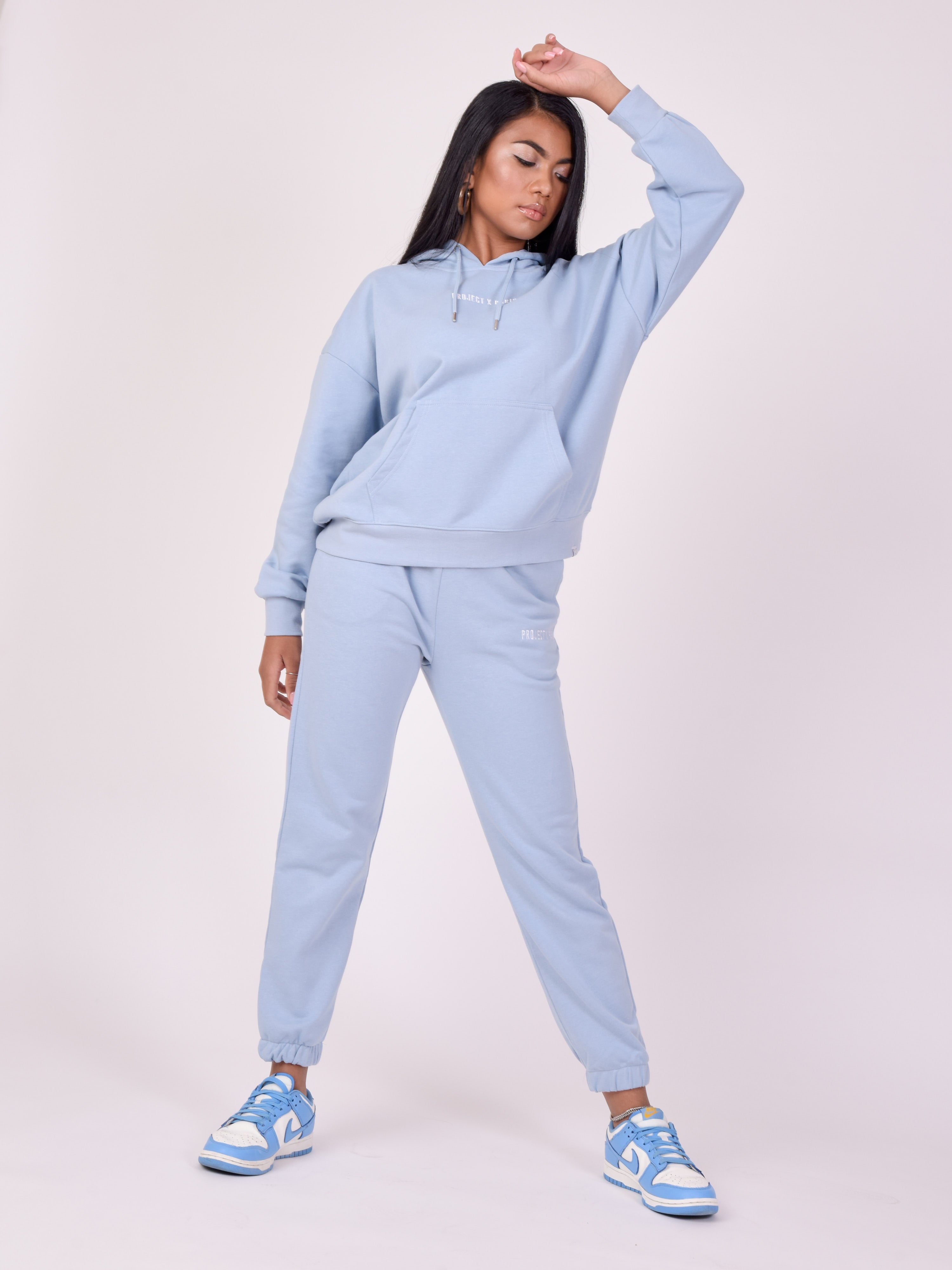 f214102-bleu-ciel-modelshot