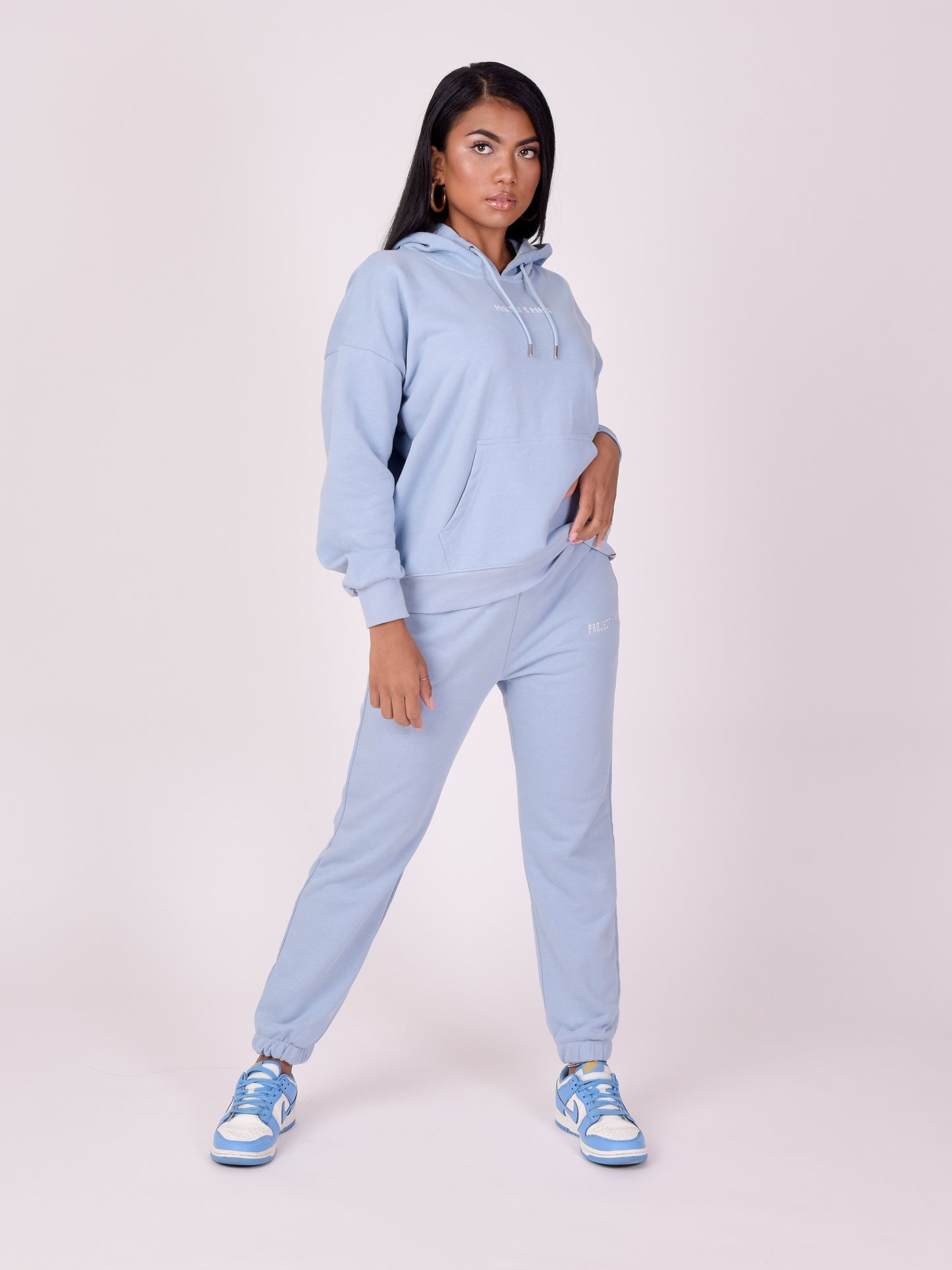 f214102-bleu-ciel-modelshot
