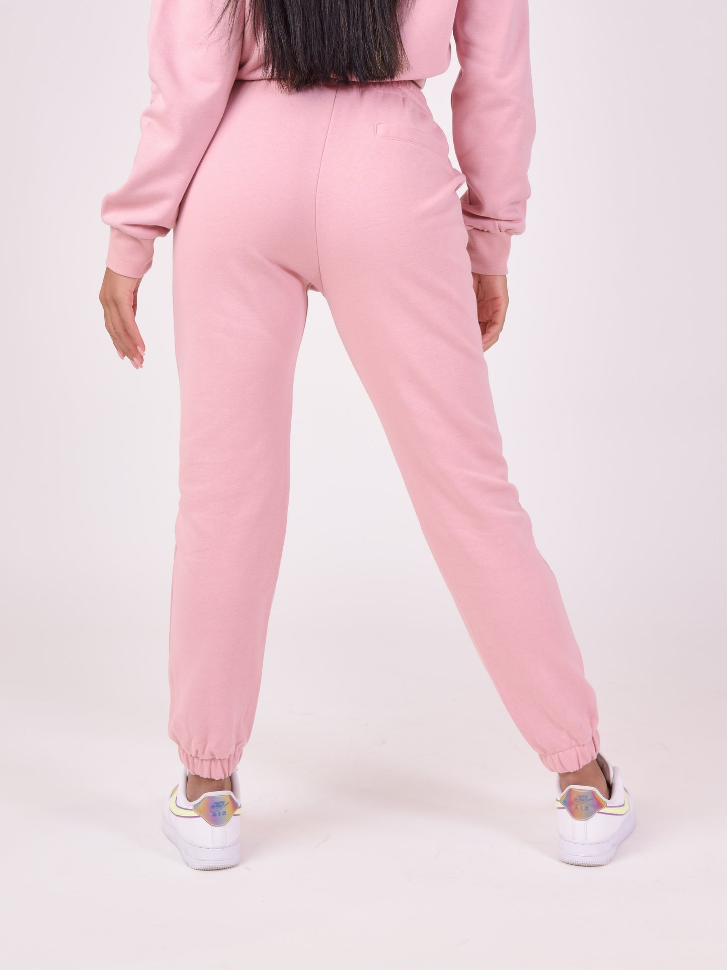 f214103-rose-poudre-modelshot