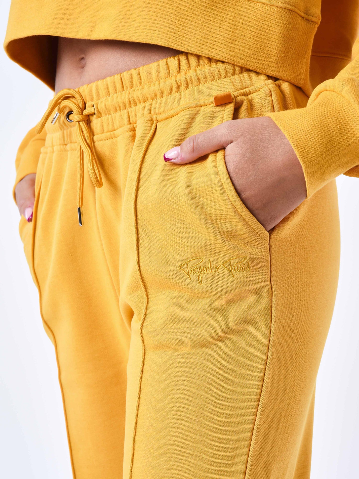 f214103-dore-detailshot