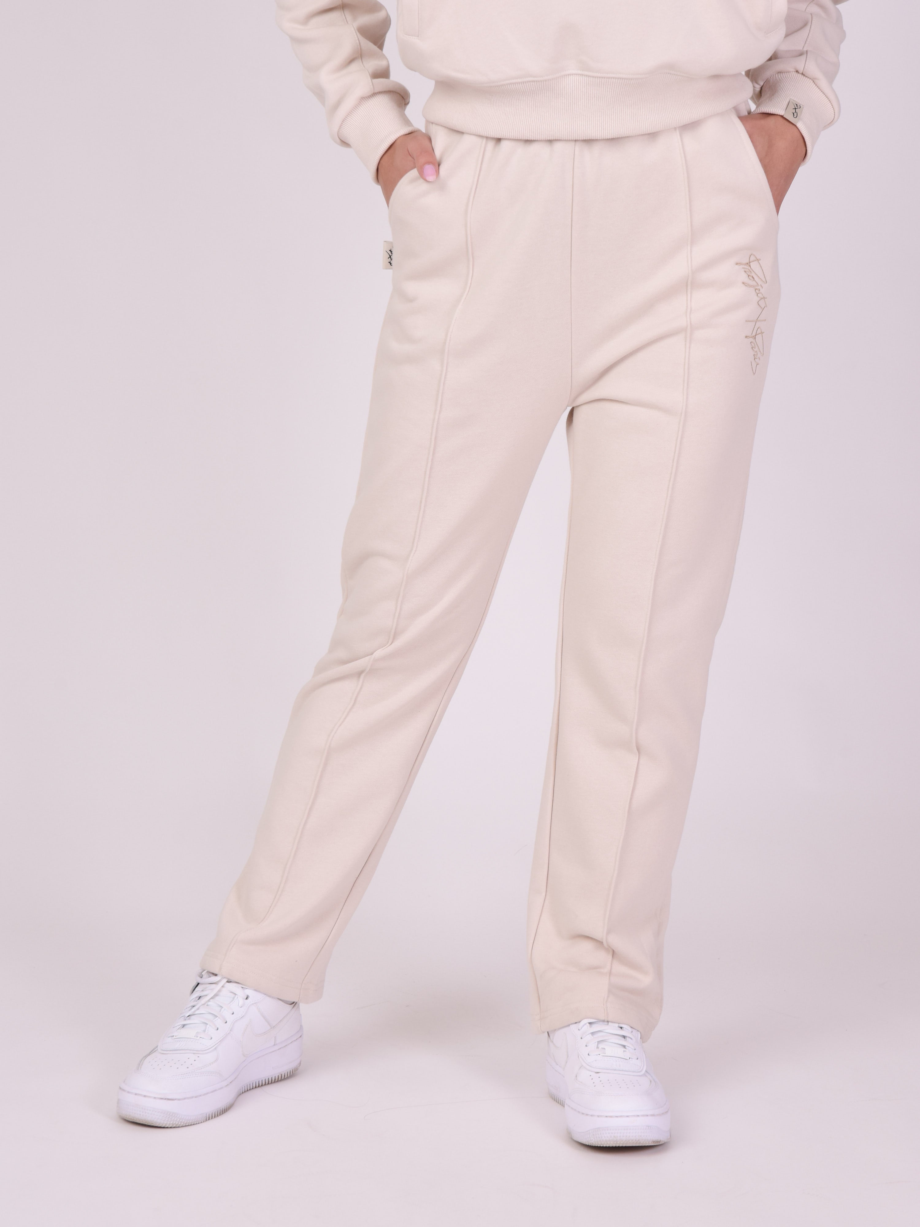 f214107-ivoire