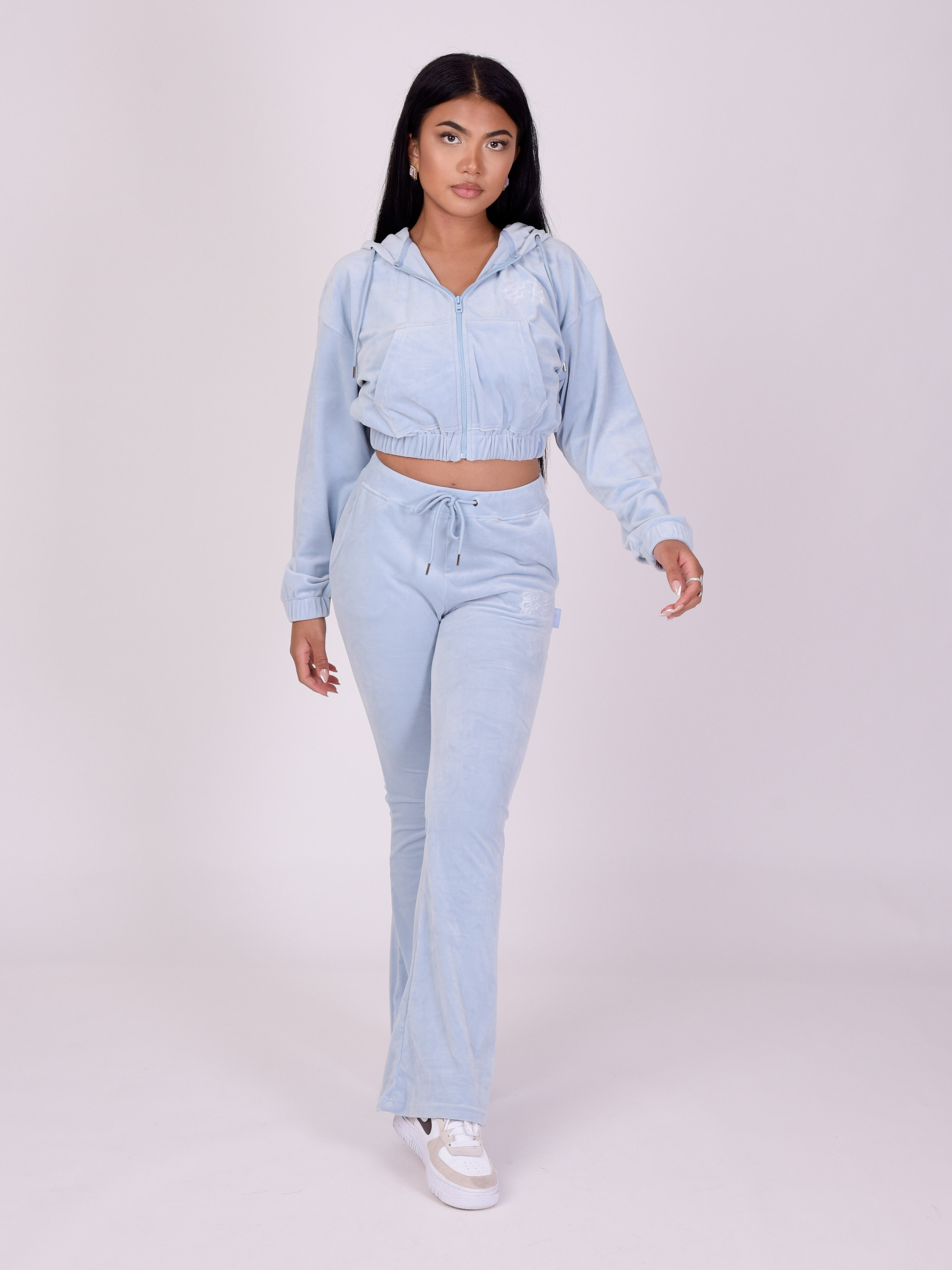 f214109-bleu-ciel