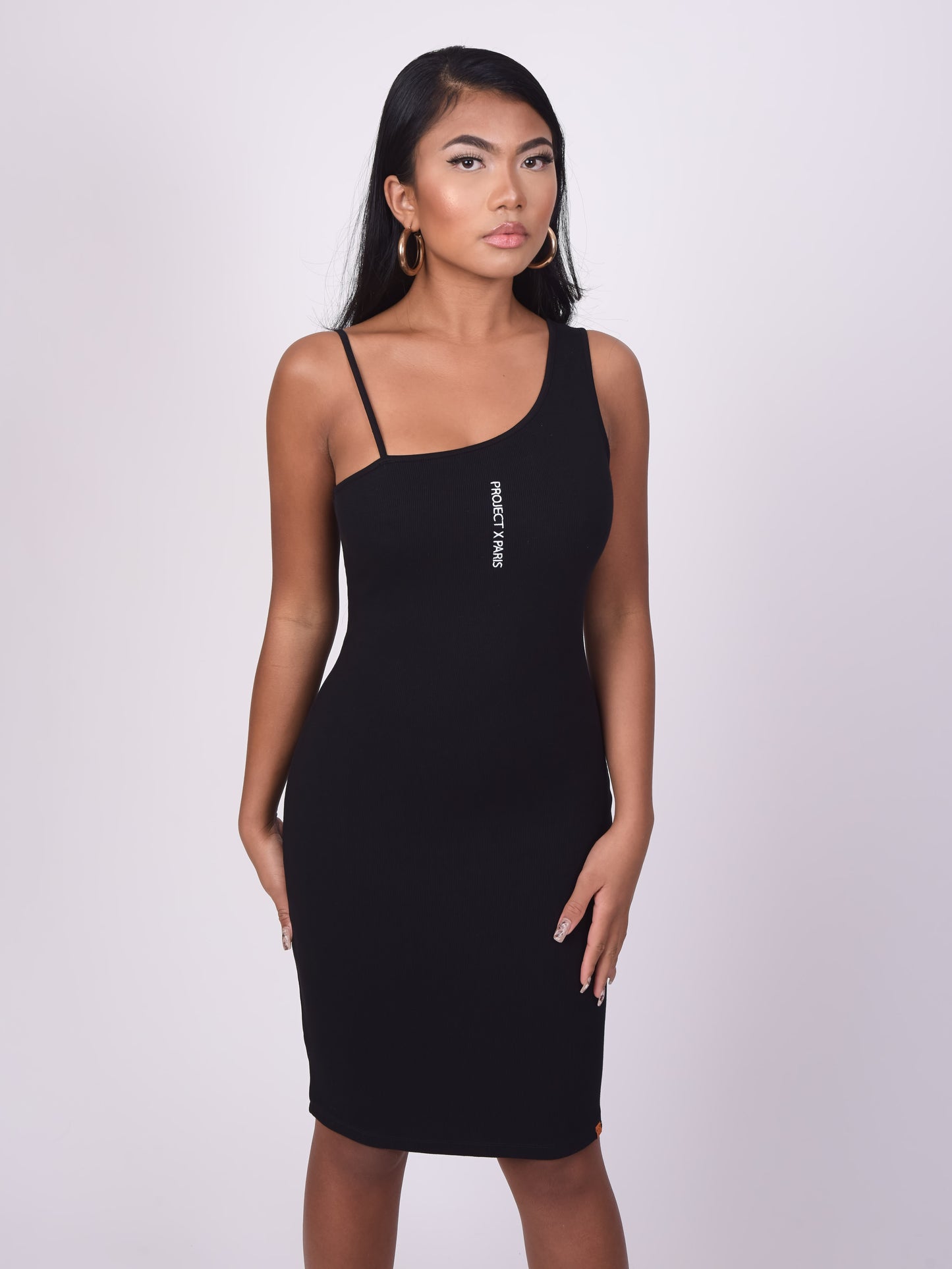 f217051-noir-modelshot