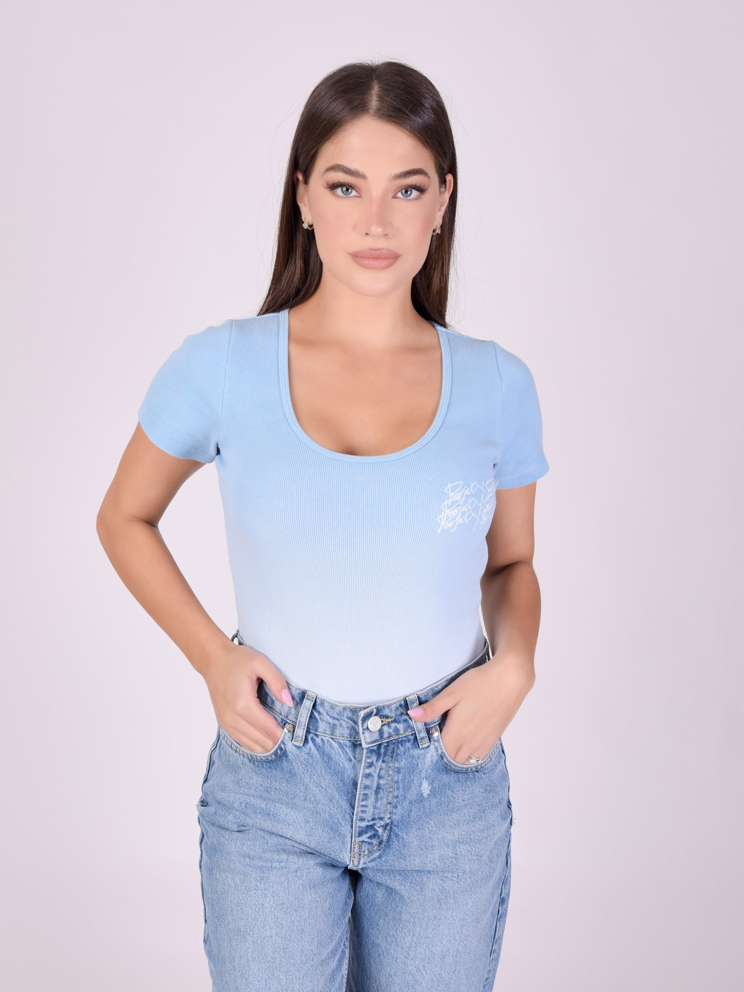f217068-bleu-ciel
