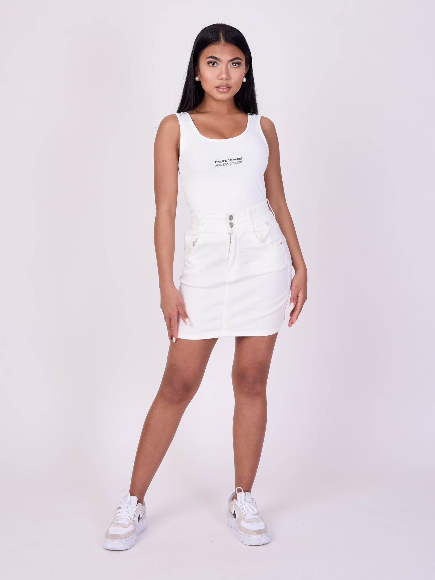 f2190025a-blanc-modelshot