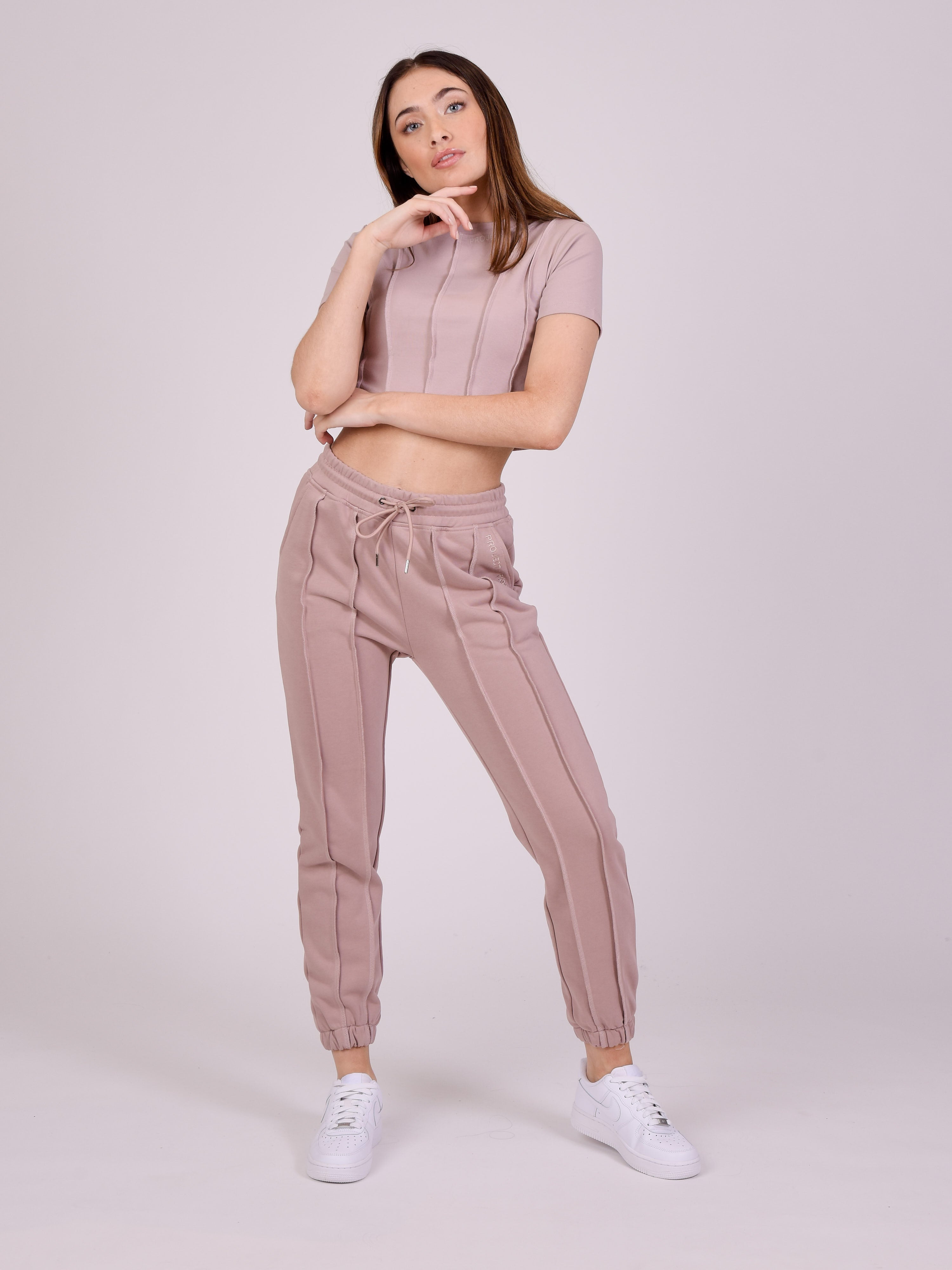 Crop T-shirt with raw edges-9