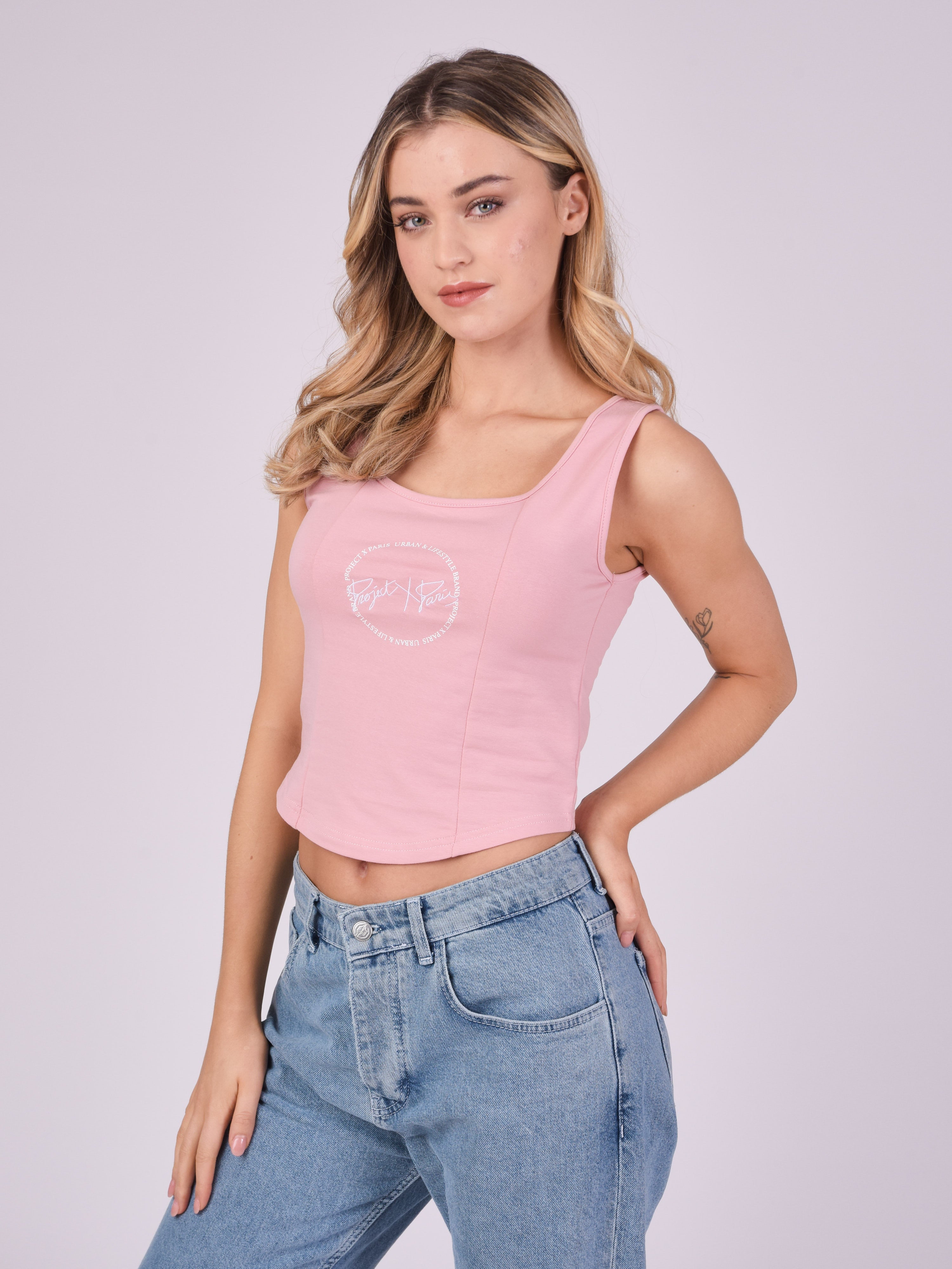 f221101-rose