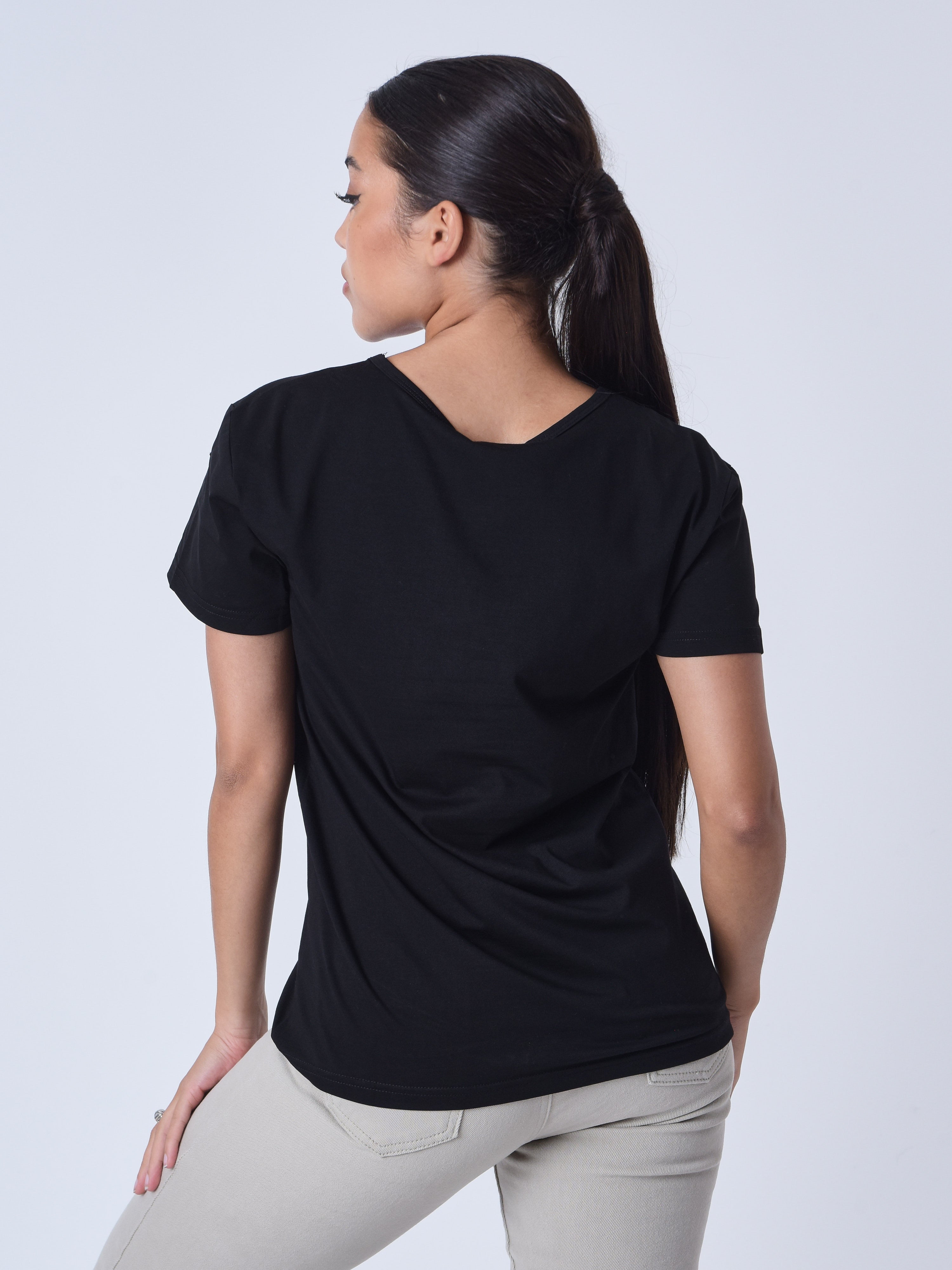 Basic T-shirt with tone-on-tone logo embroidery-5