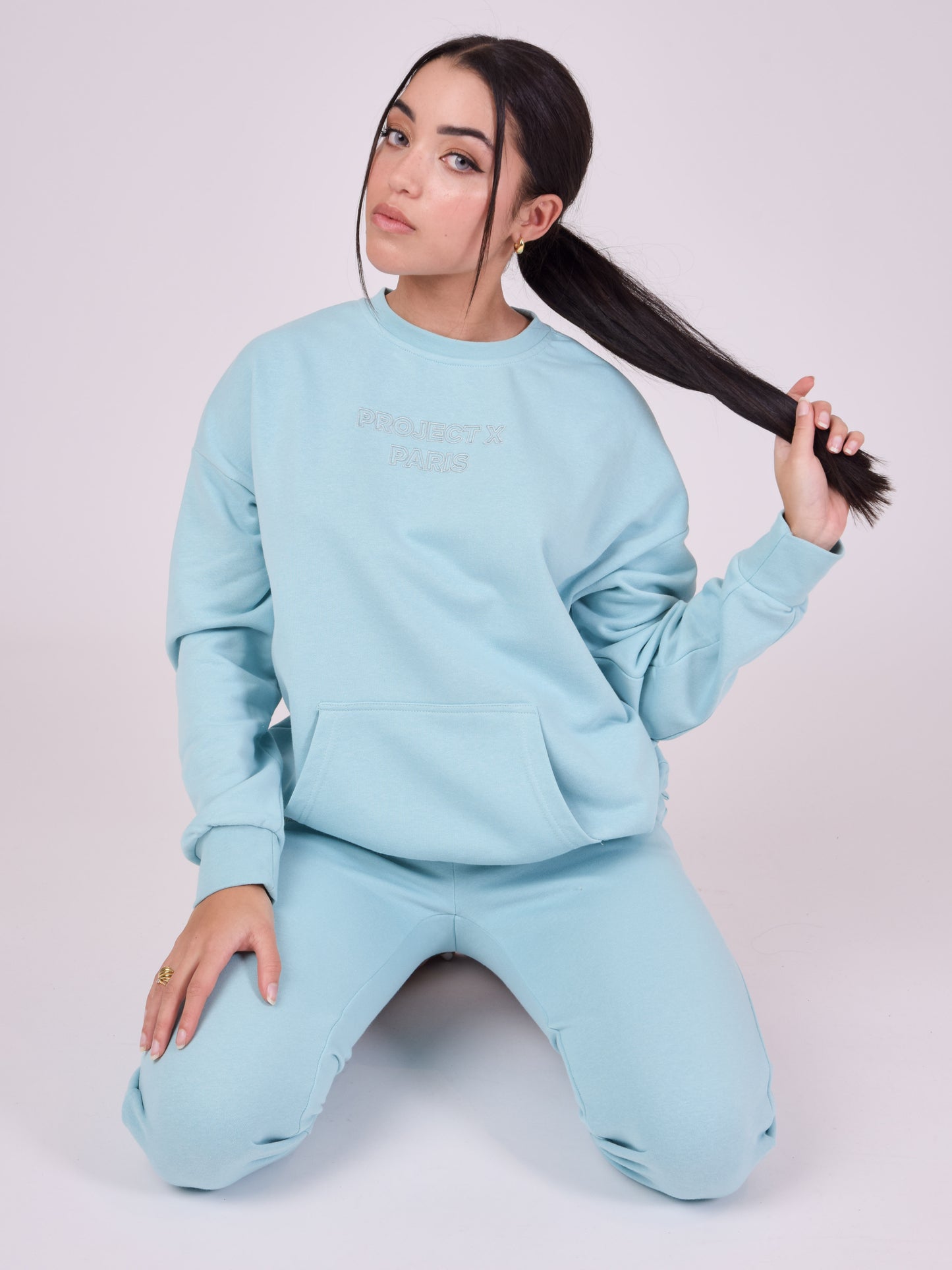 f222122-cyan