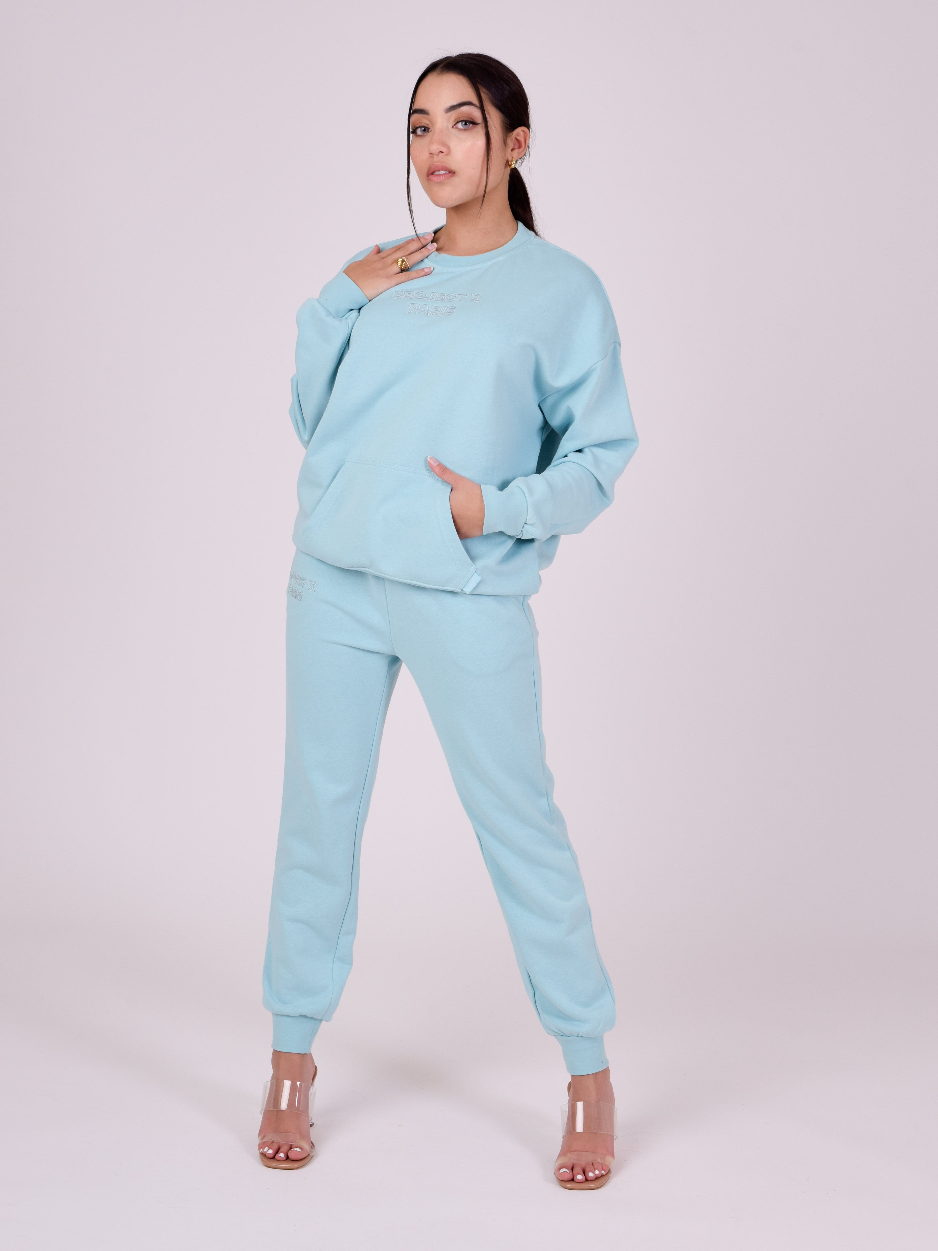 f222122-cyan