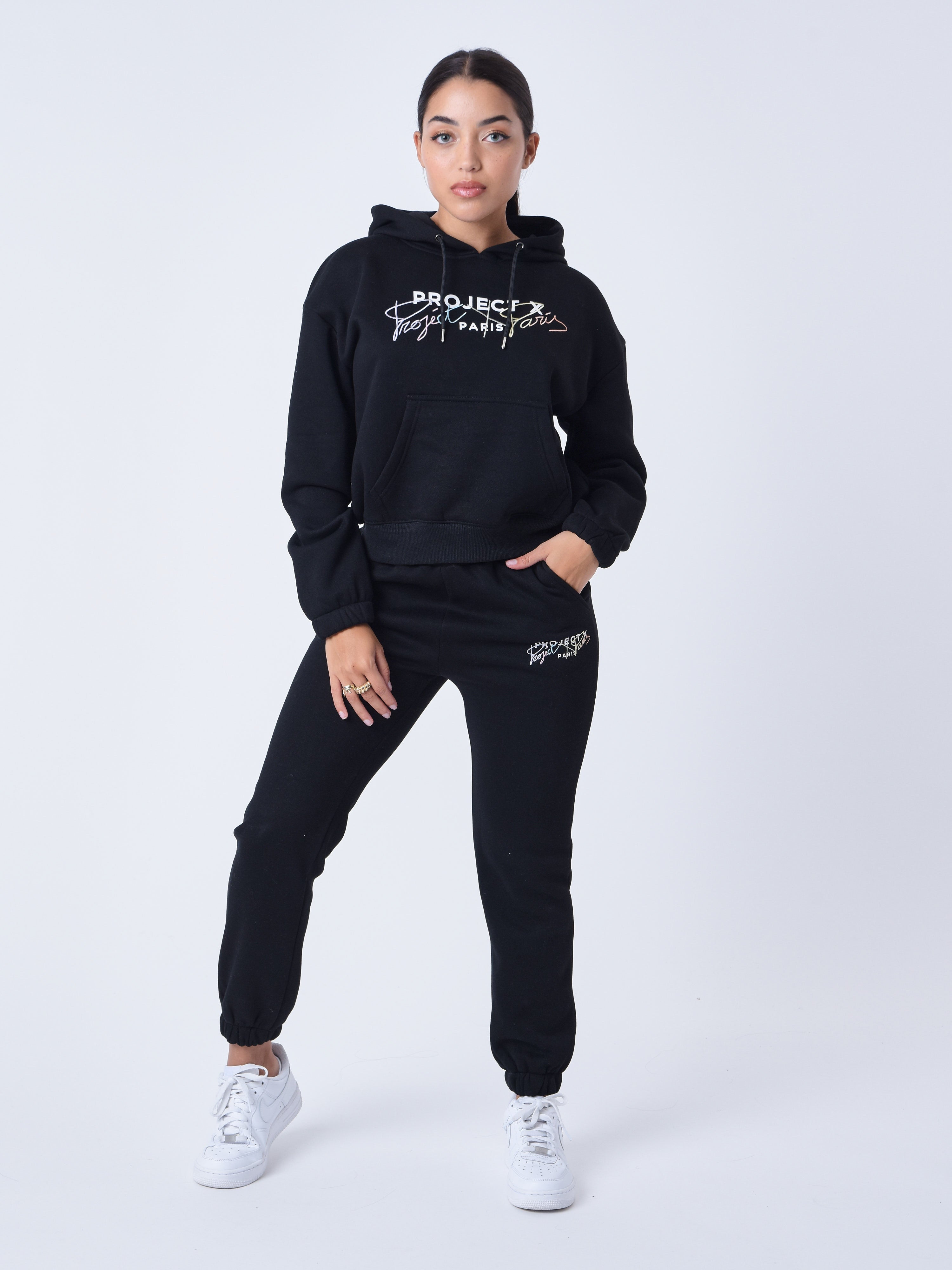 f222128-noir