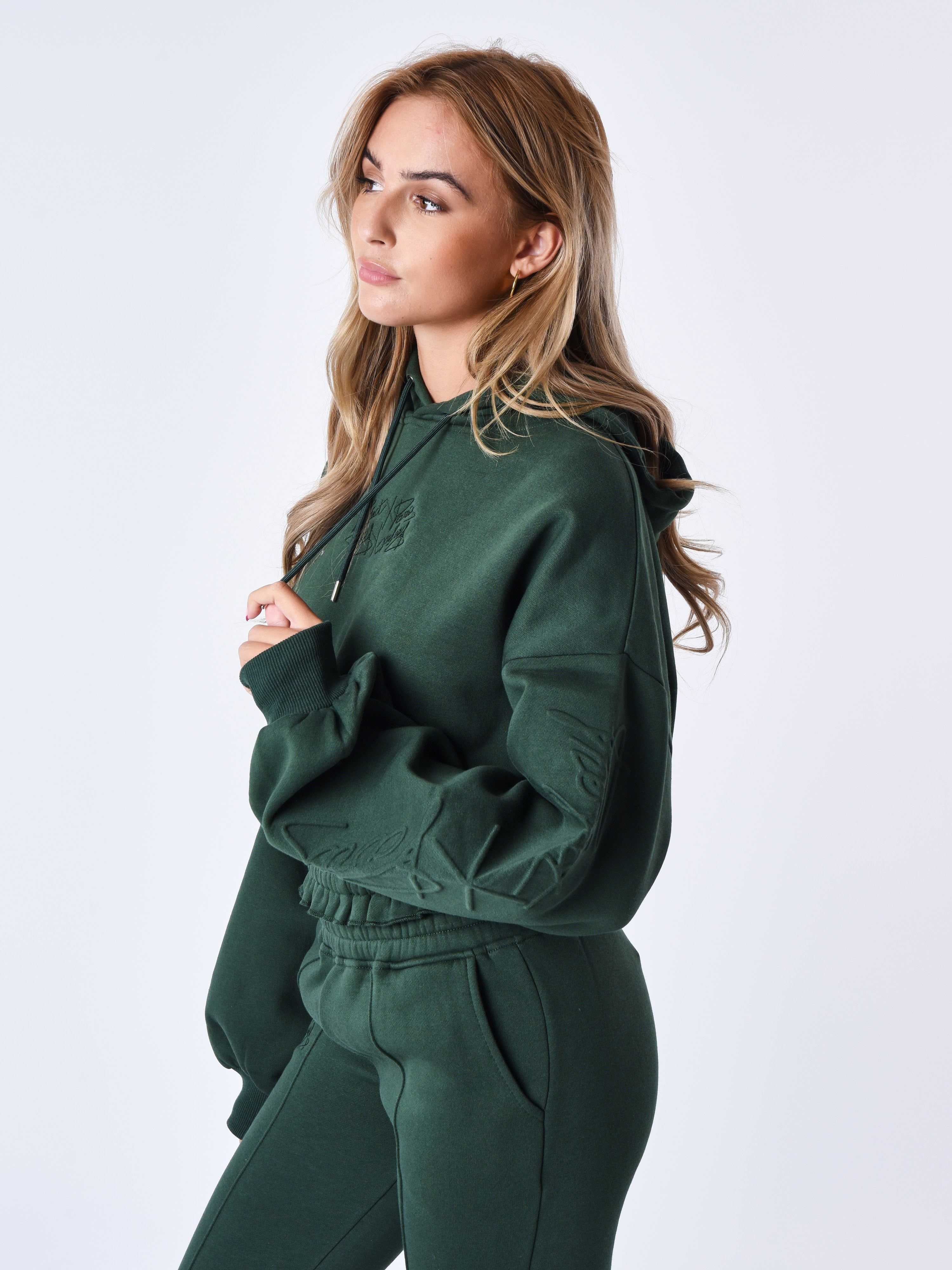 f222137-vert-modelshot