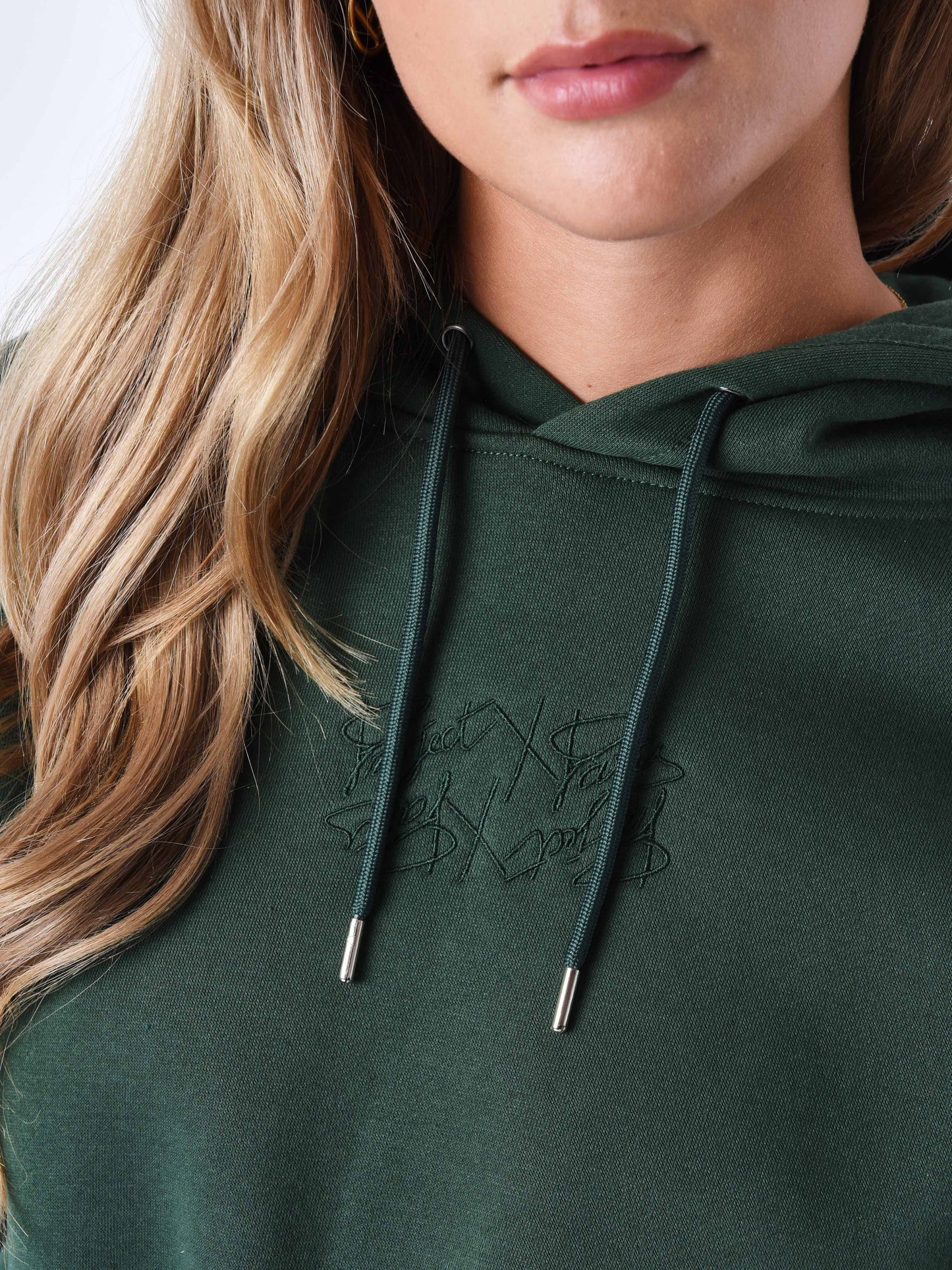 f222137-vert-modelshot