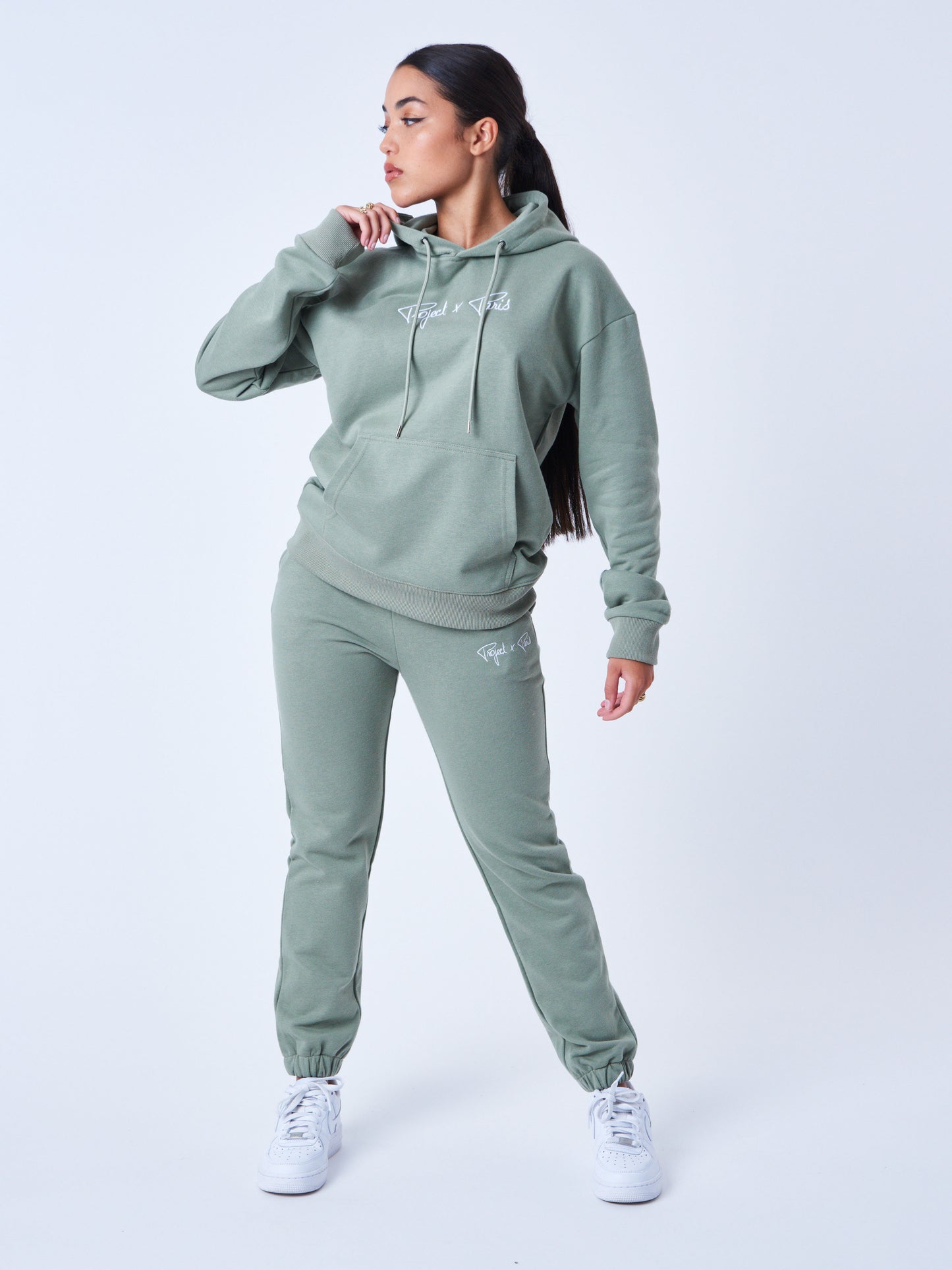 f222138-kaki
