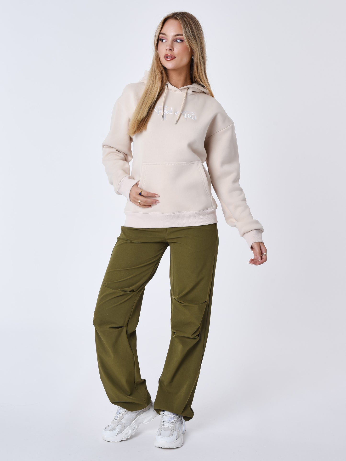 f222138-kaki