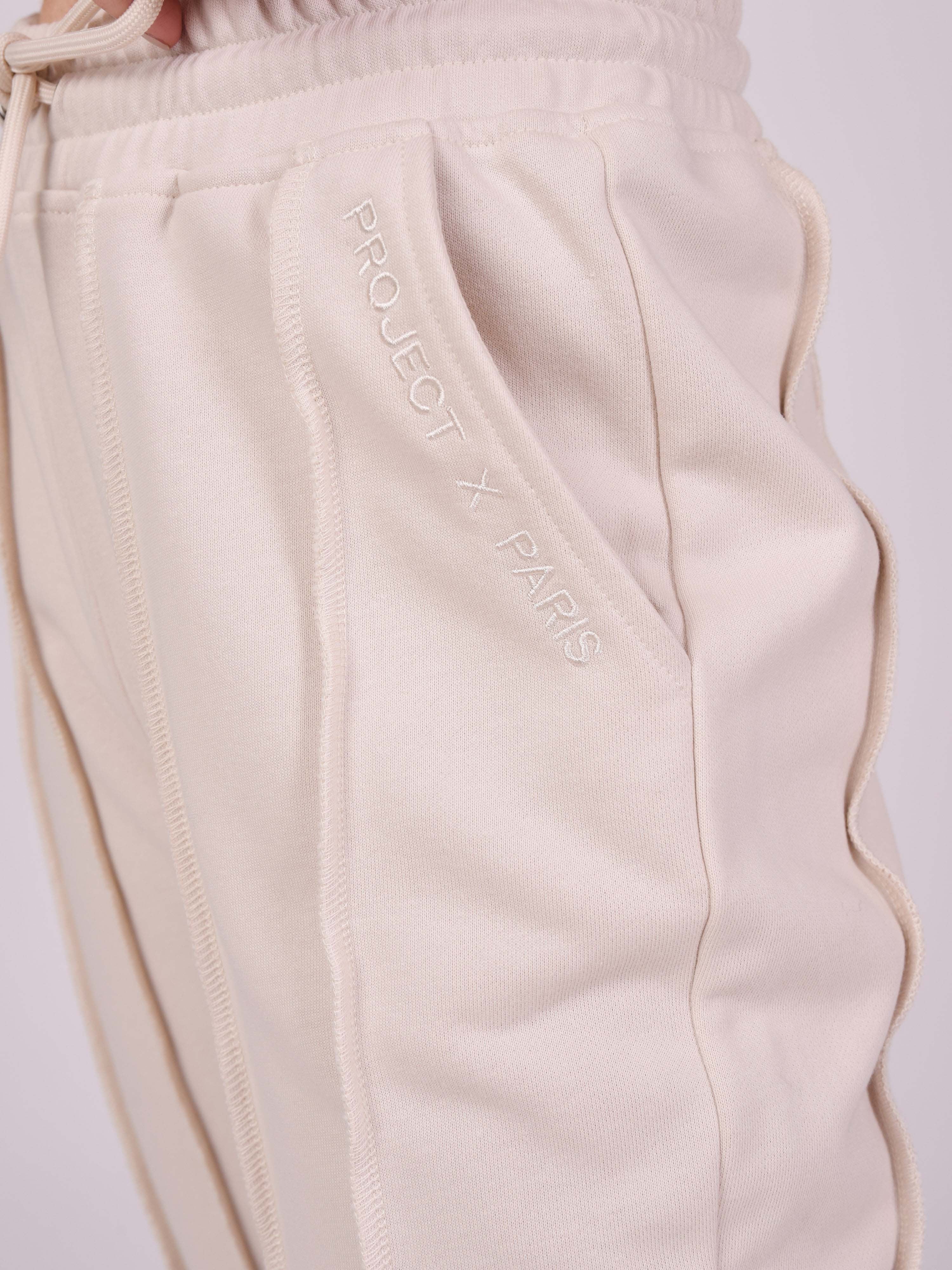 Jogger bottoms with overlocked edges-6