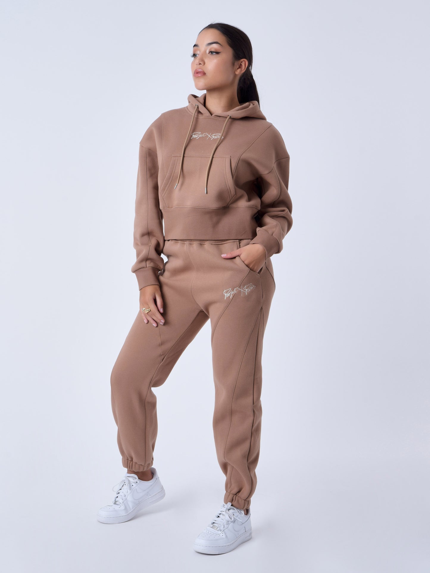 f224127-marron