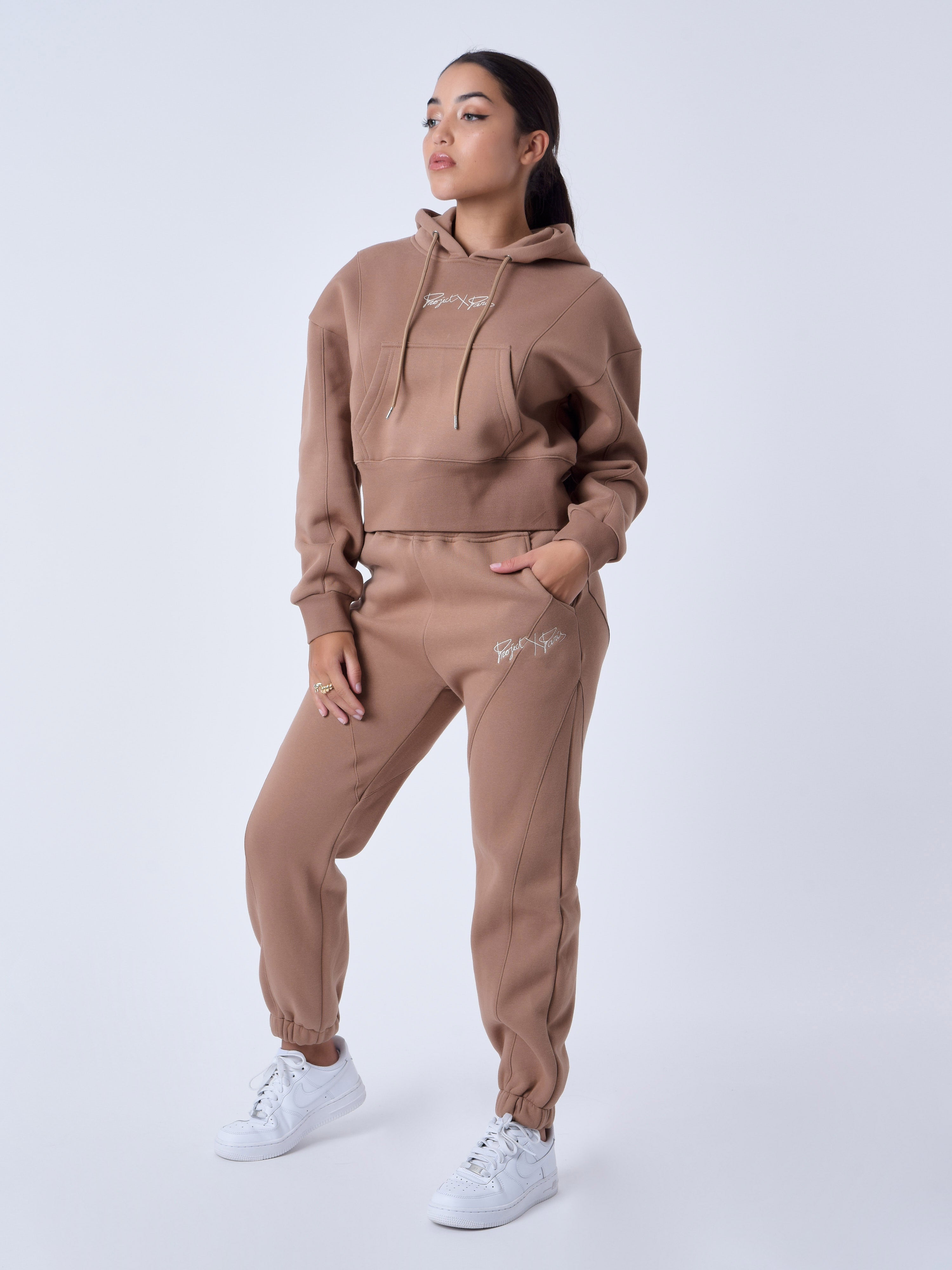 f224127-marron