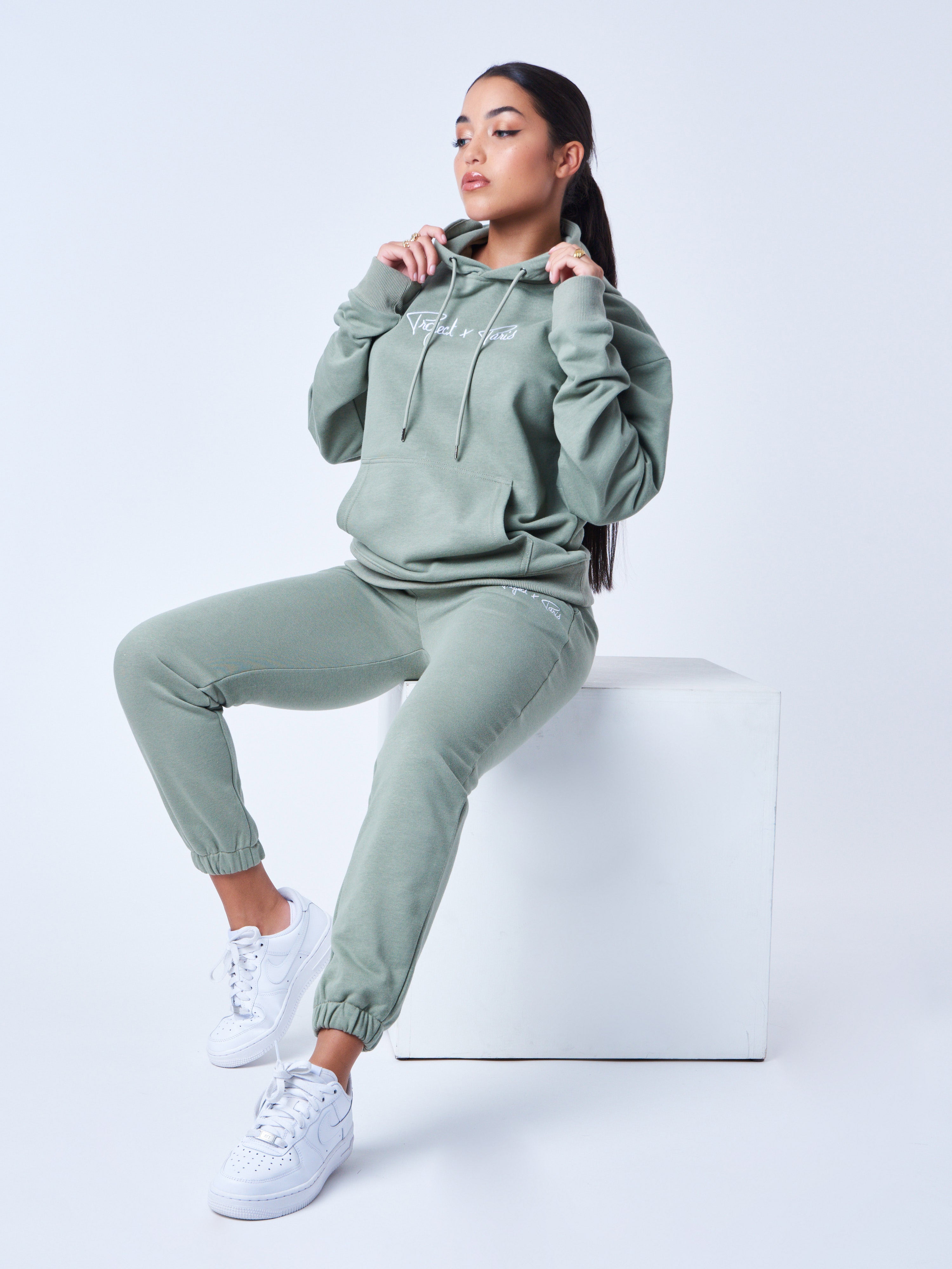 Women's Signature jogger bottoms-3