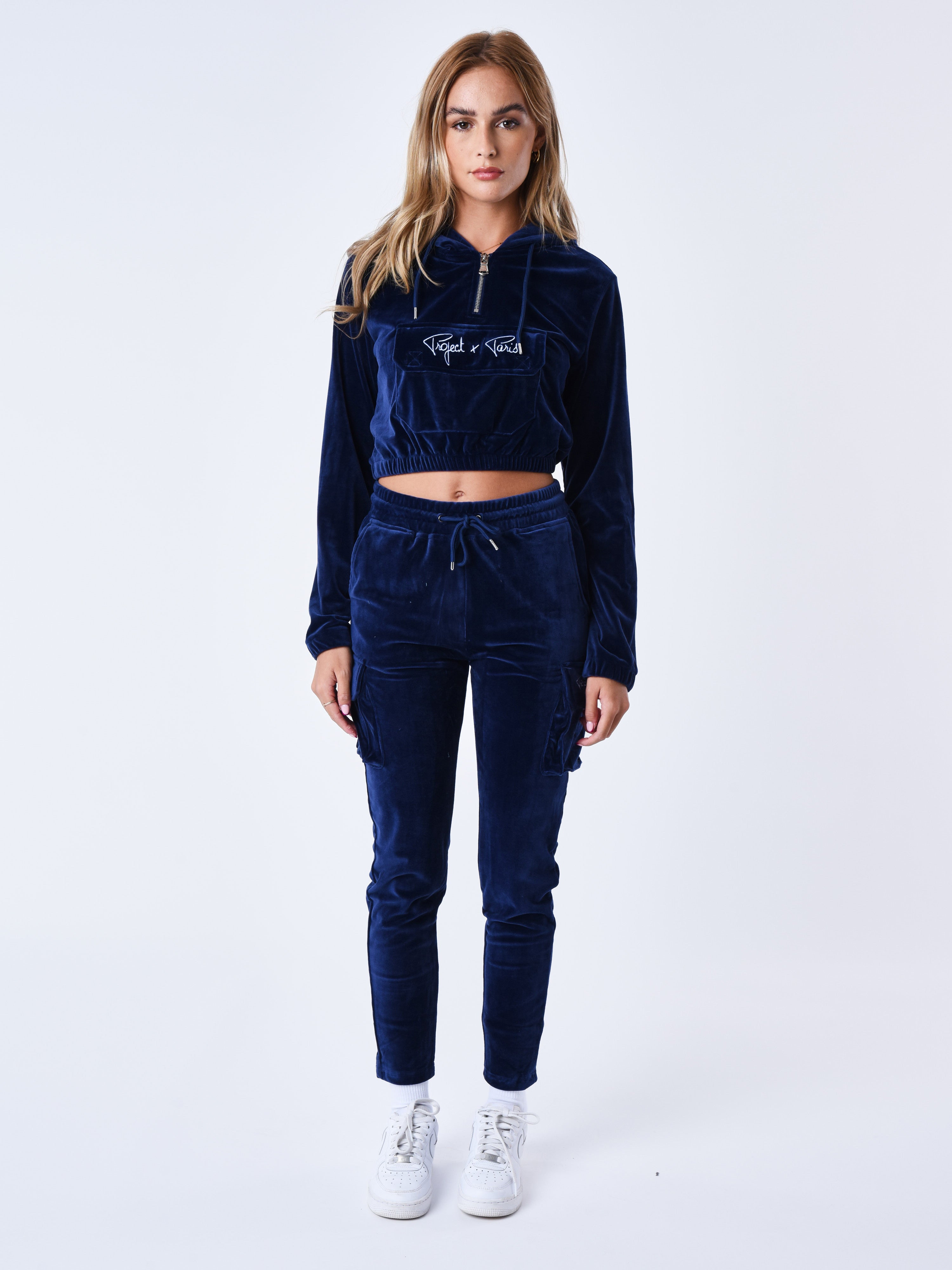 Spodnie dresowe cargo z weluru signature-3