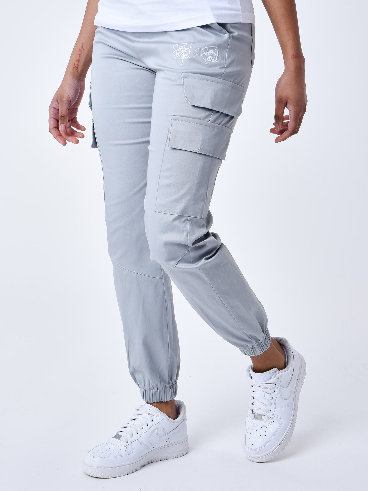 f224141-gris-clair