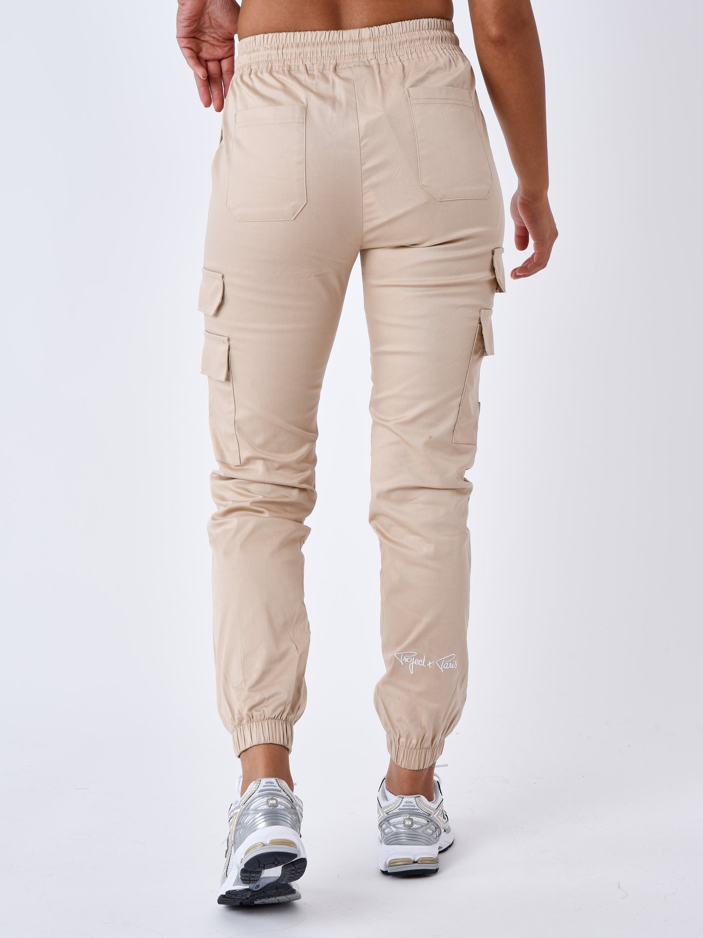 f224141-beige