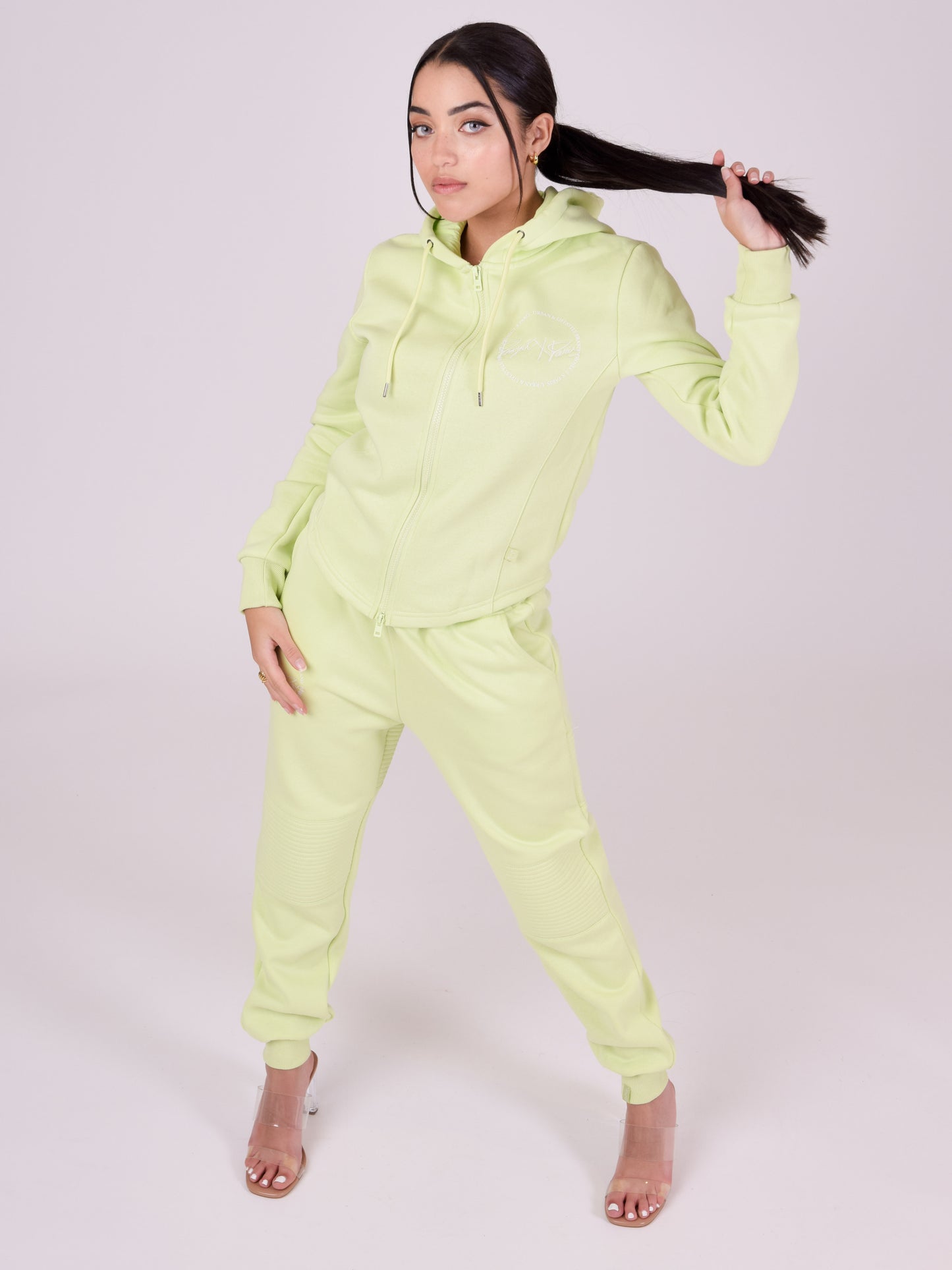 f224153-jaune-fluo-modelshot