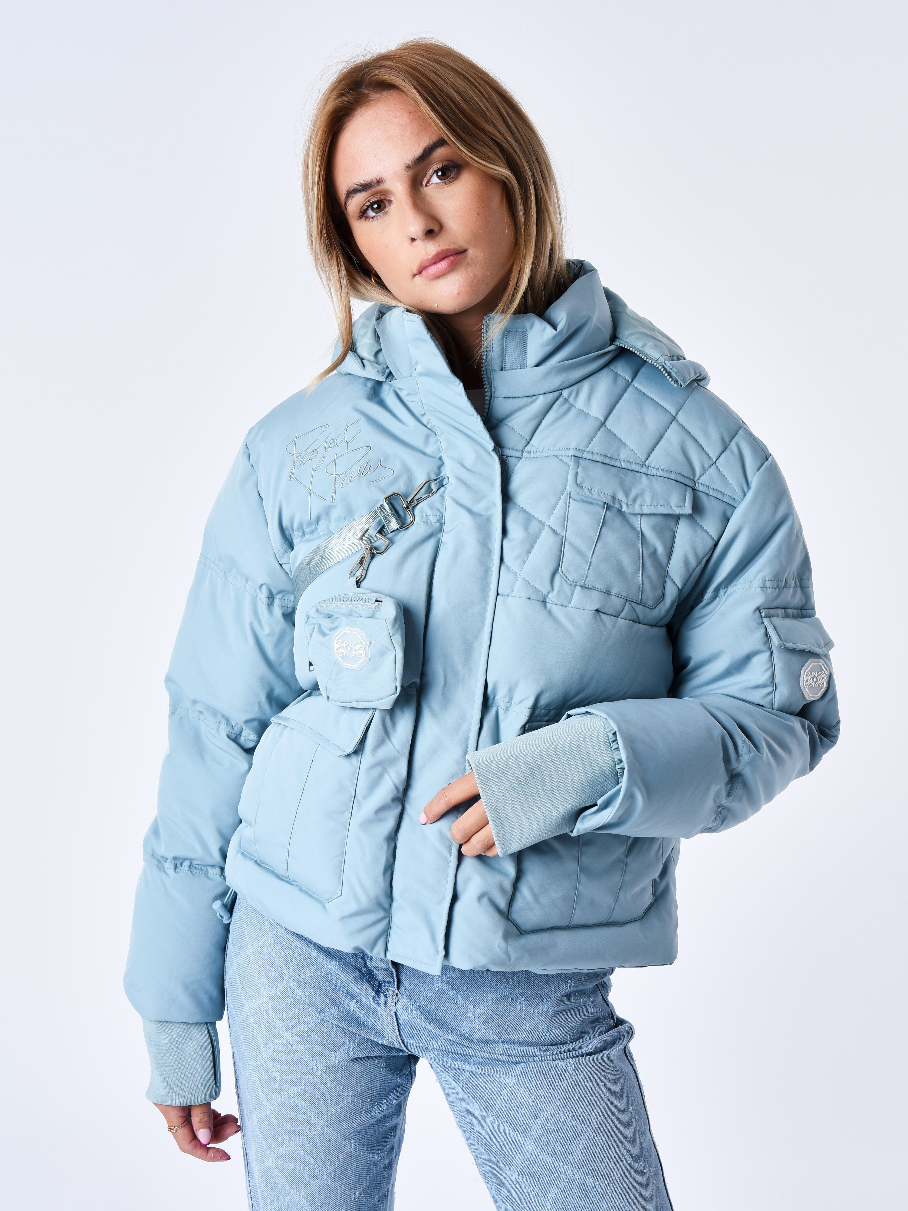 f225009a-bleu-vert-modelshot