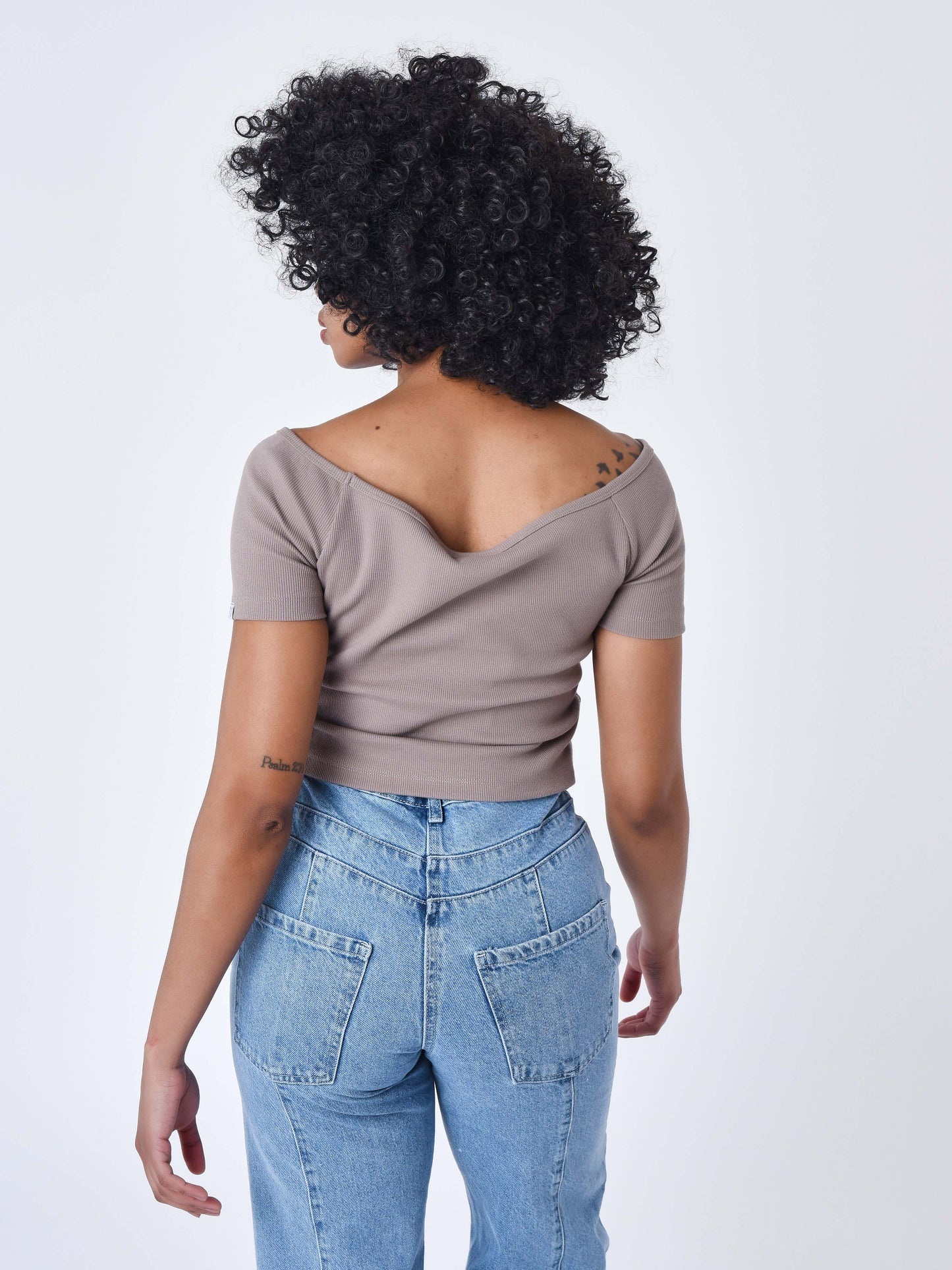 f231004-taupe